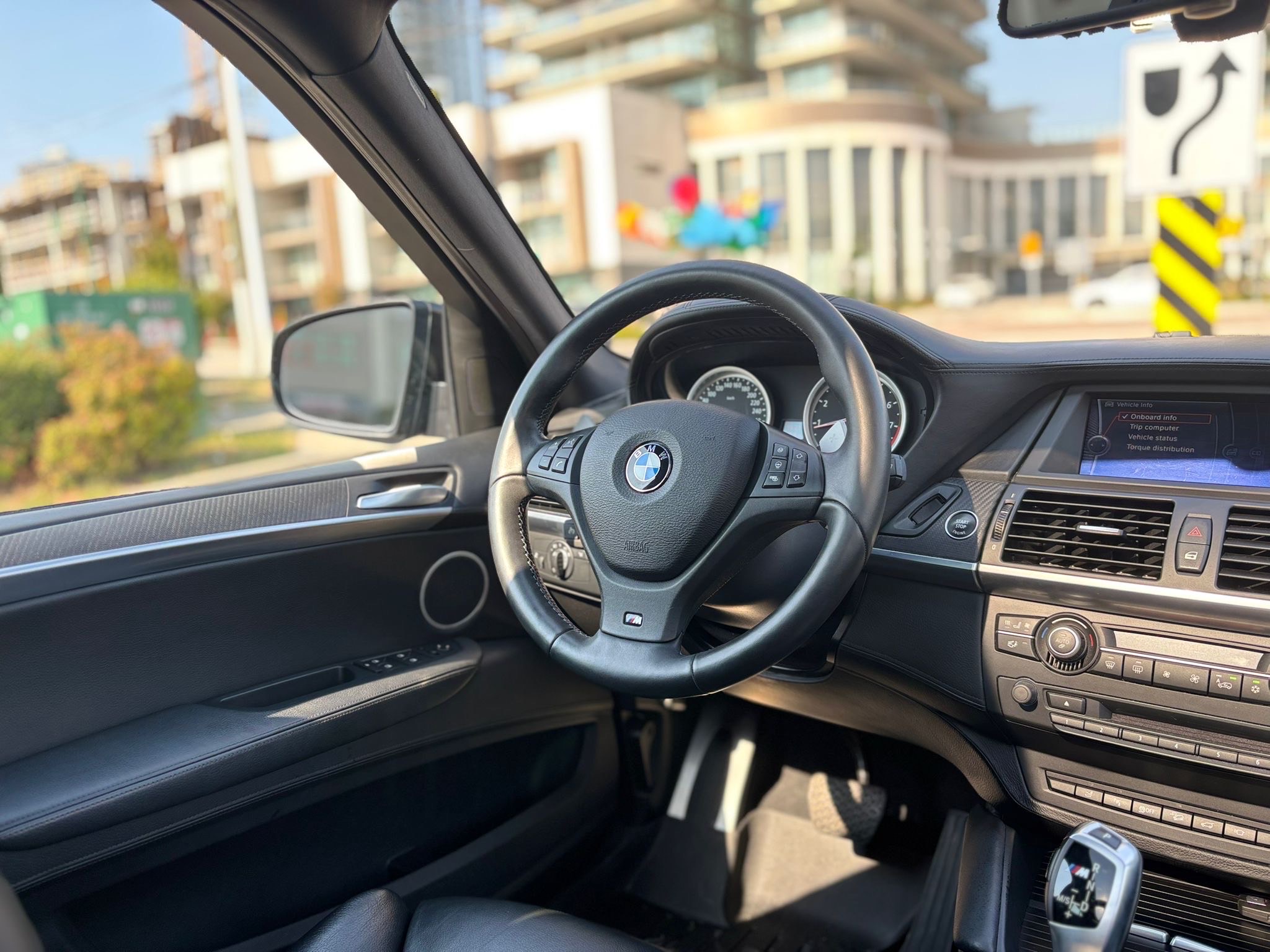 /canwestautoinc/2012-BMW-X5M-5984223403667026.jpg