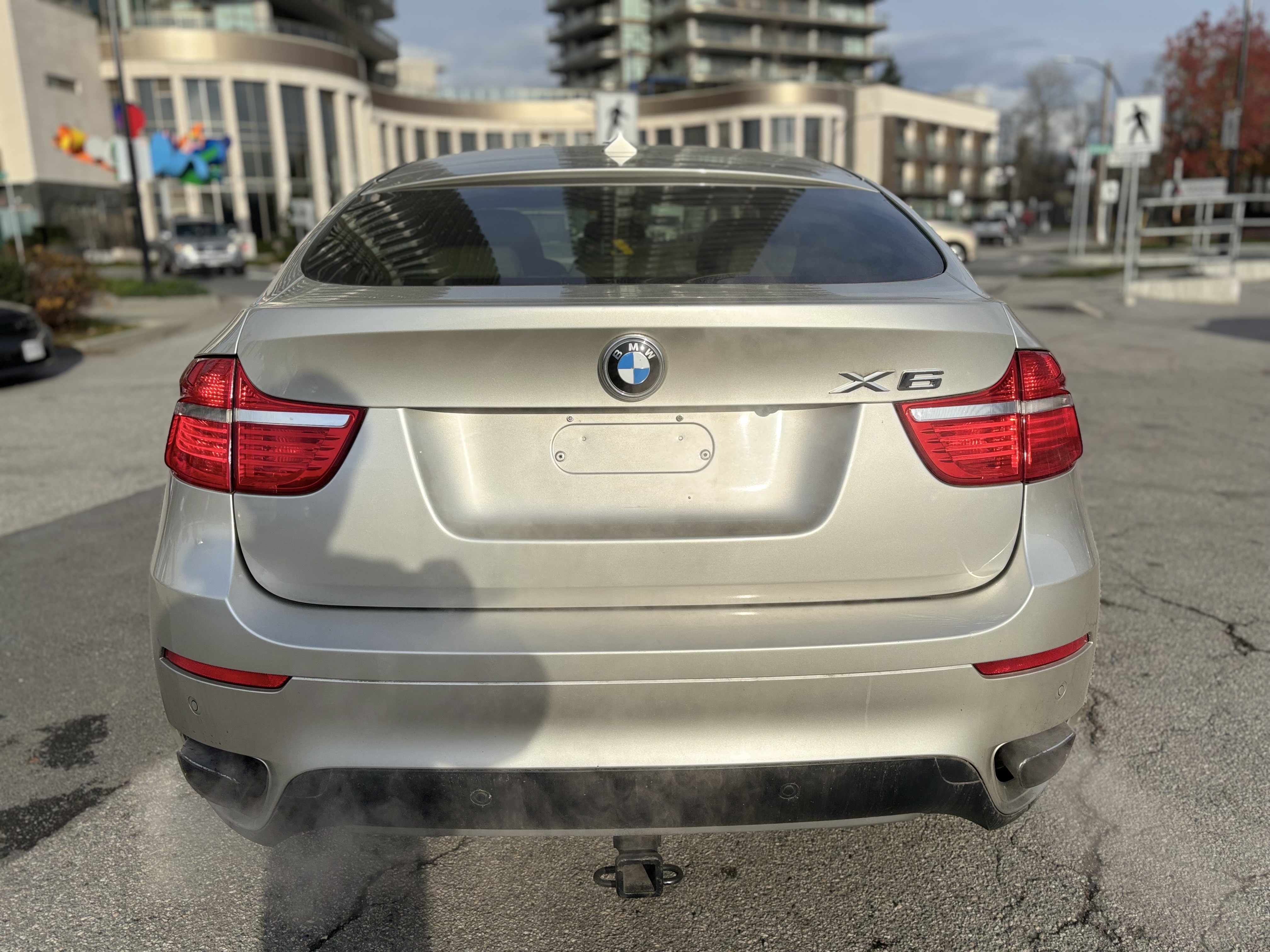 /canwestautoinc/2012-BMW-X6-12400898806052663.jpg