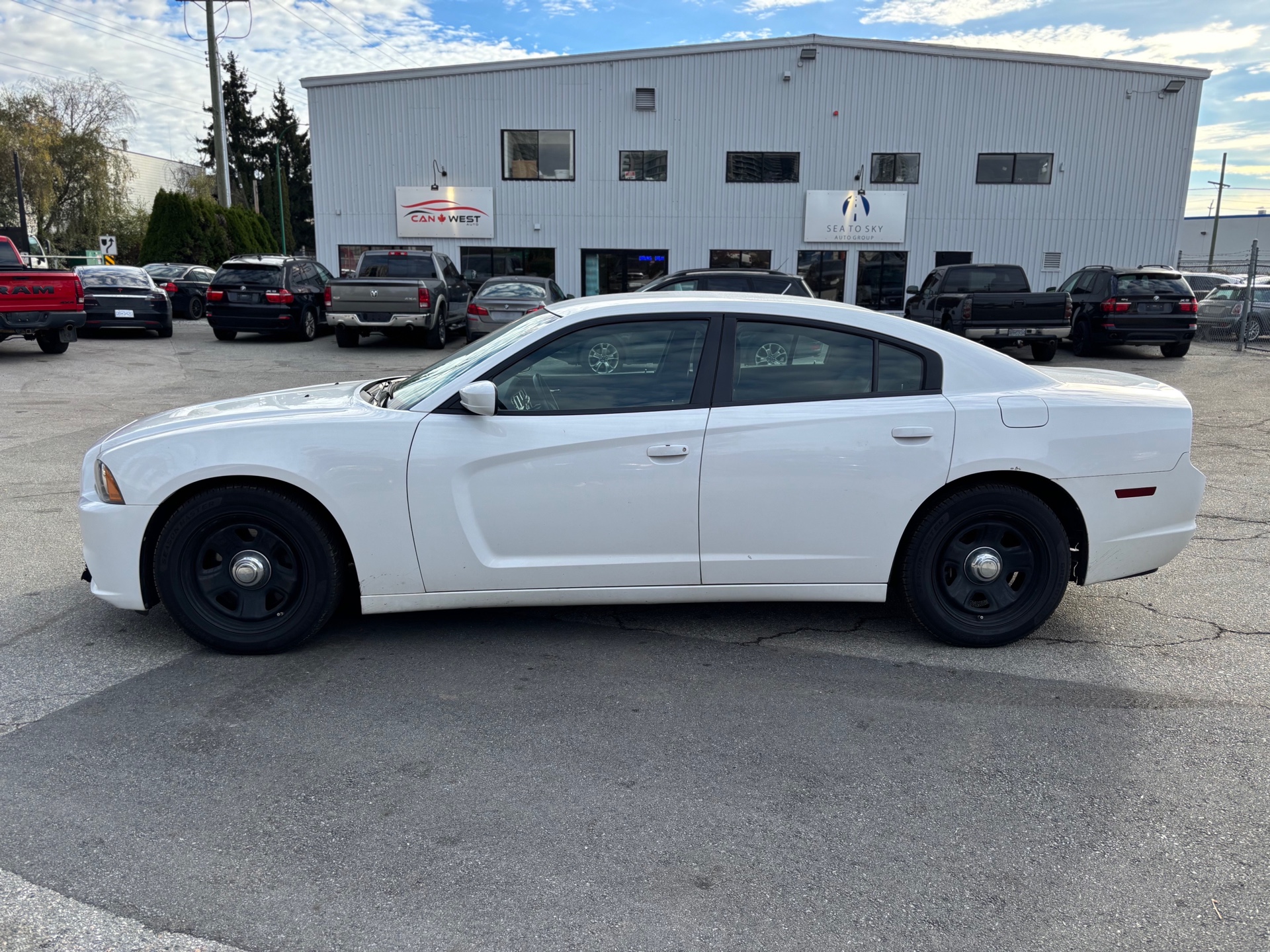 /canwestautoinc/2012-Dodge-Charger-537584159511991.jpg
