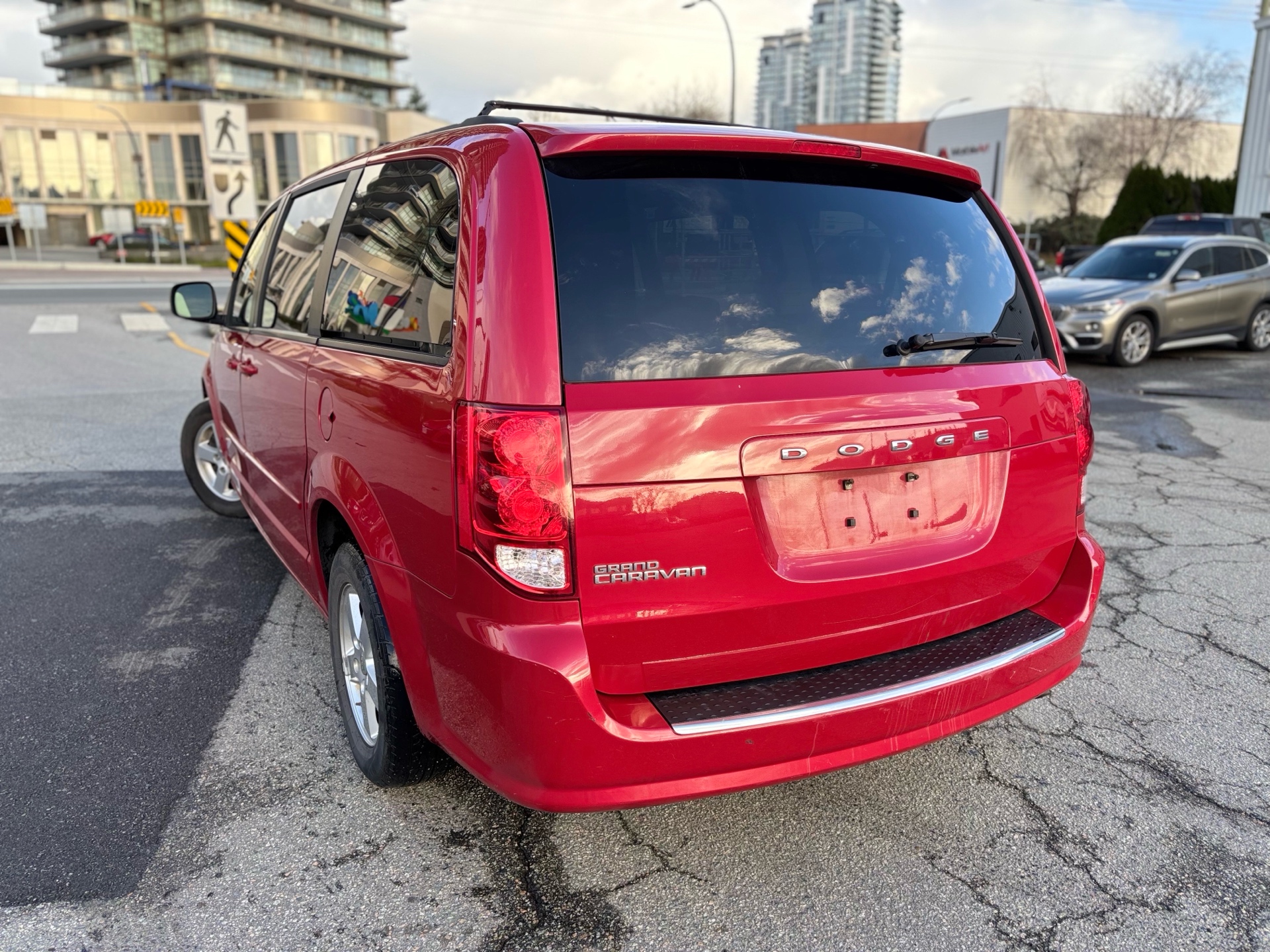 /canwestautoinc/2012-Dodge-GrandCaravan-7106462388022479.jpg
