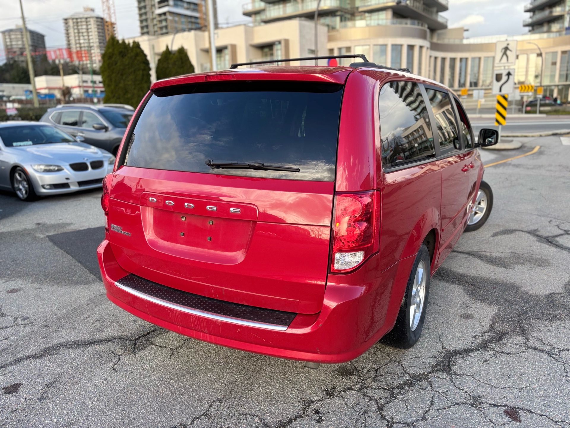 /canwestautoinc/2012-Dodge-GrandCaravan-7107641610125179.jpg