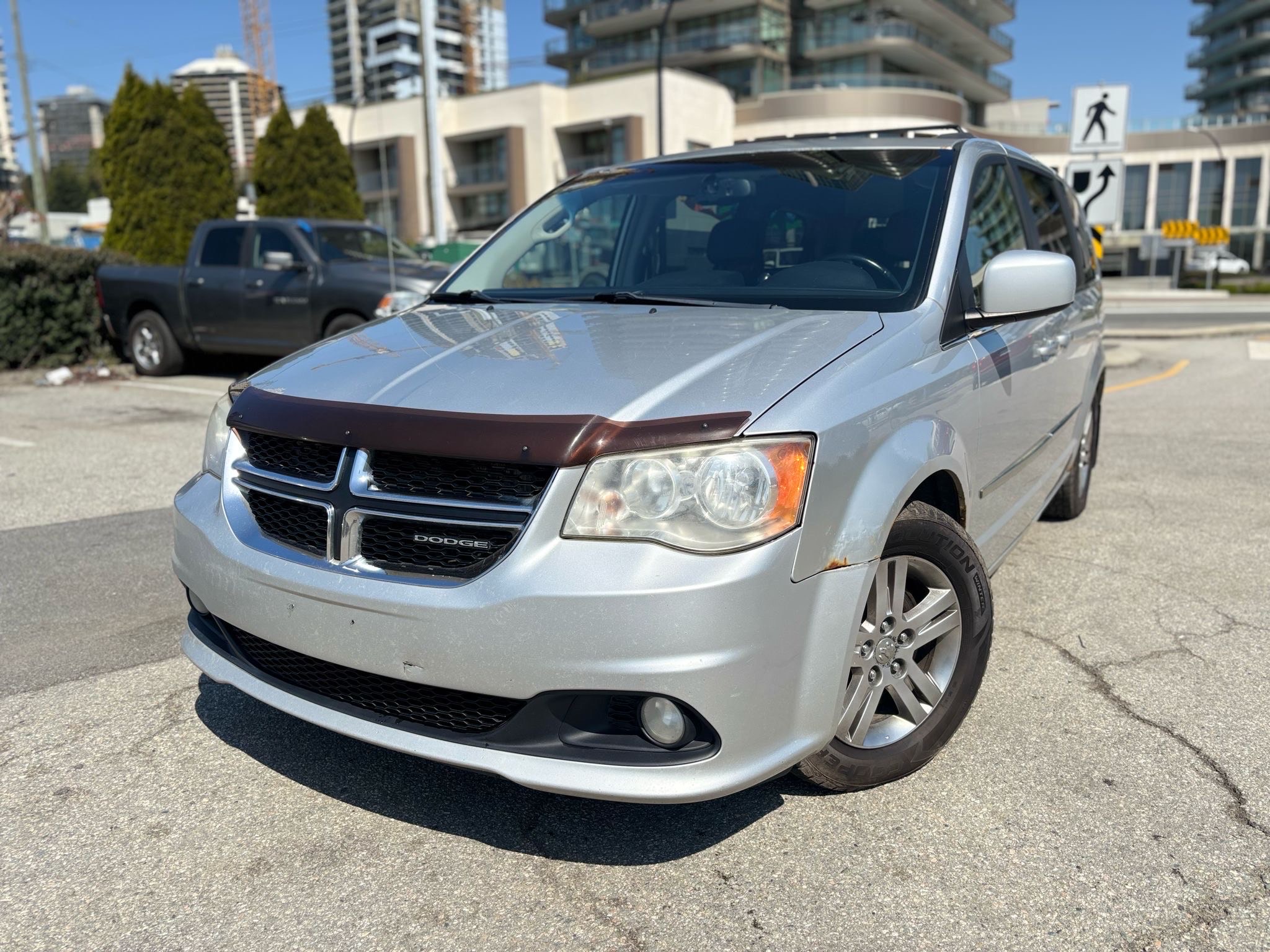 /canwestautoinc/2012-Dodge-GrandCaravan-8242517283314075.jpg