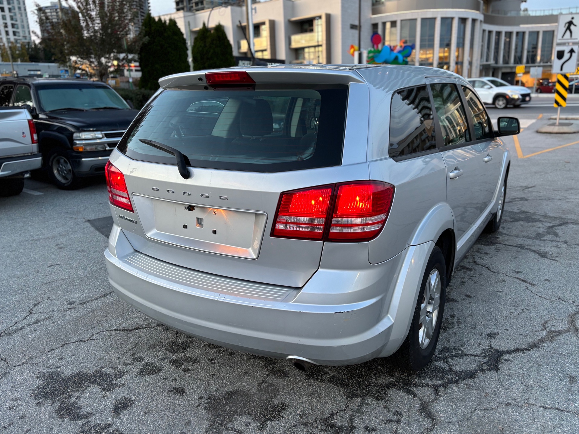 /canwestautoinc/2012-Dodge-Journey-1918682949414625.jpg