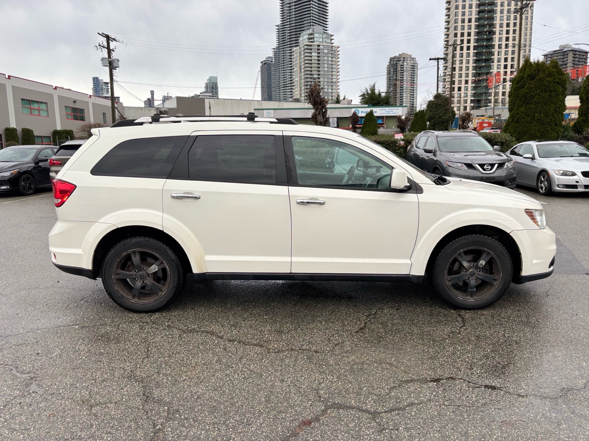 /canwestautoinc/2012-Dodge-Journey-5041681742010116.jpg