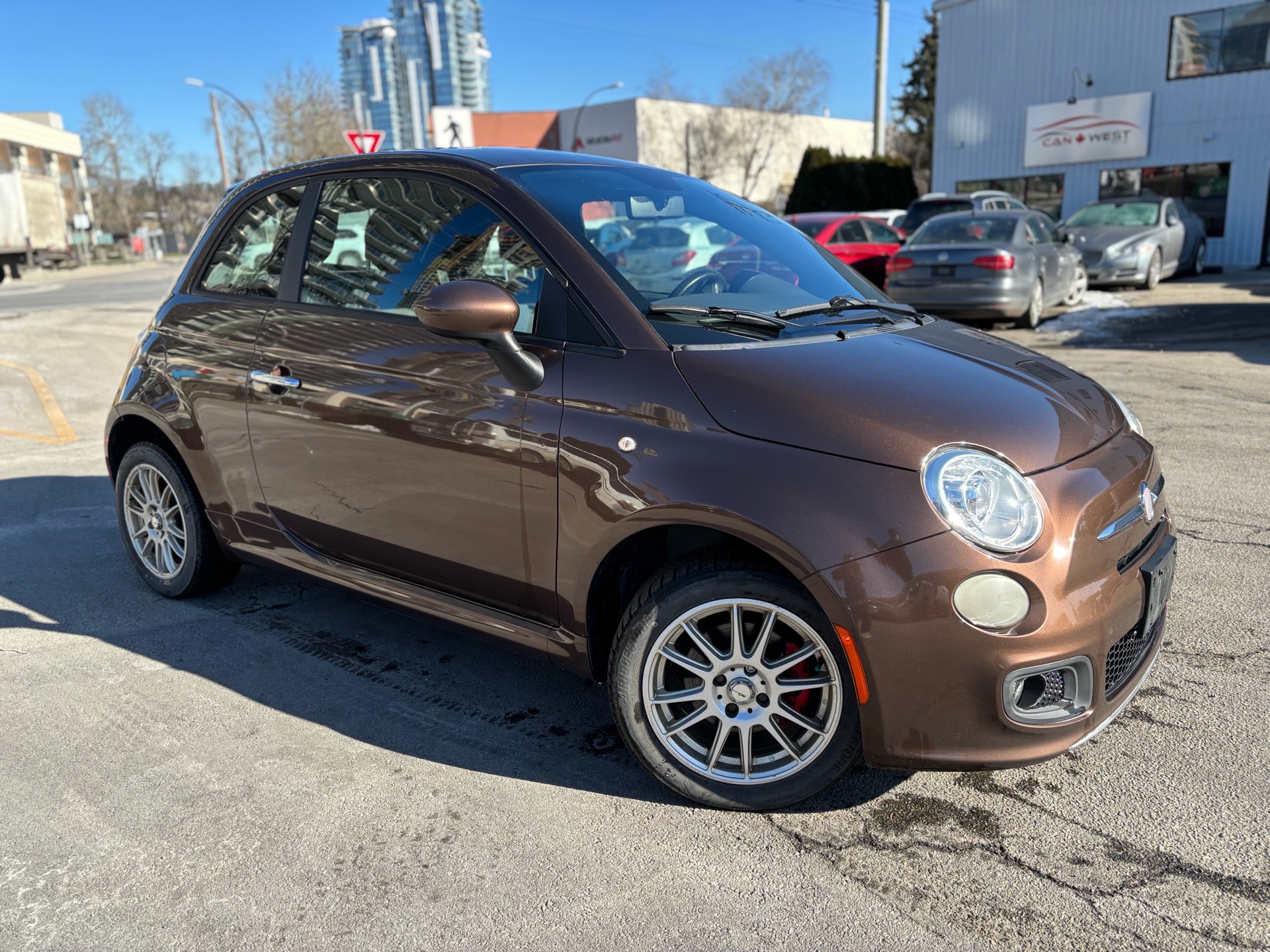 /canwestautoinc/2012-FIAT-500-12135970243532235.jpg