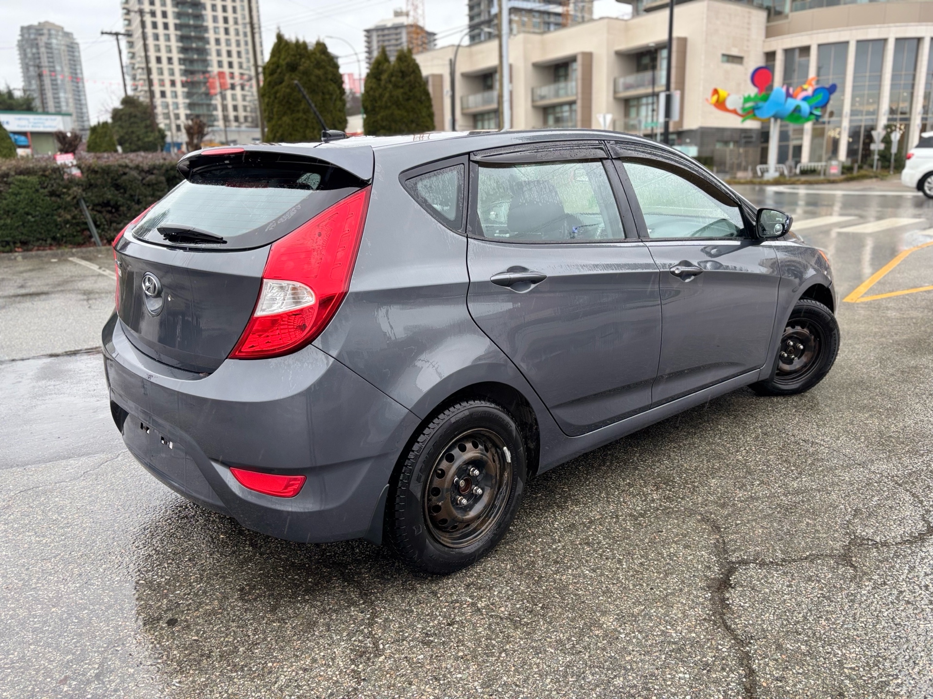 /canwestautoinc/2012-Hyundai-Accent-36636156814091736.jpg