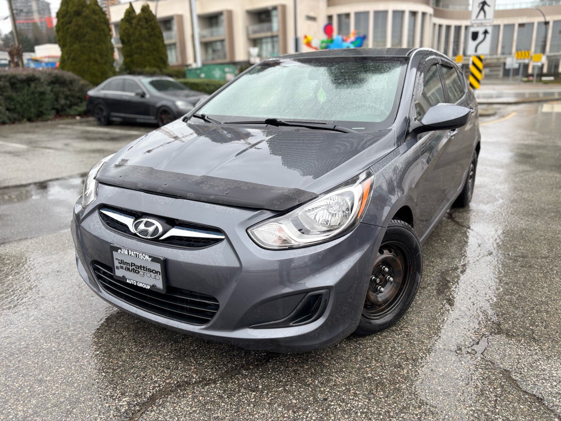 /canwestautoinc/2012-Hyundai-Accent-42684656271780885.jpg