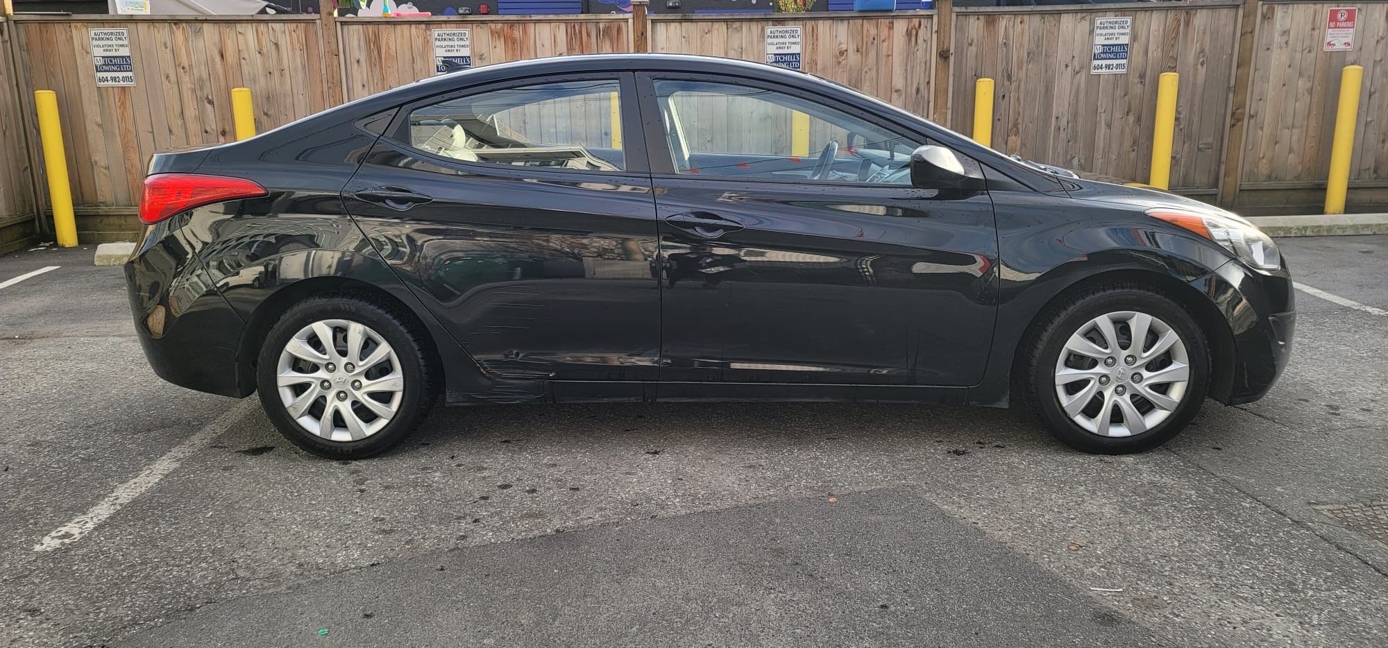 /canwestautoinc/2012-Hyundai-Elantra-9139735891459242.jpg