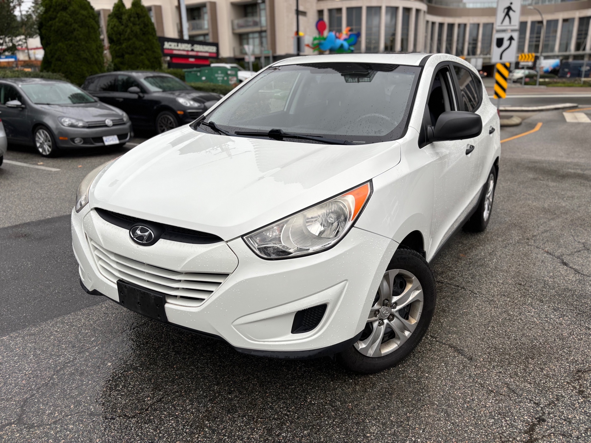 /canwestautoinc/2012-Hyundai-Tucson-31715079646223887.jpg