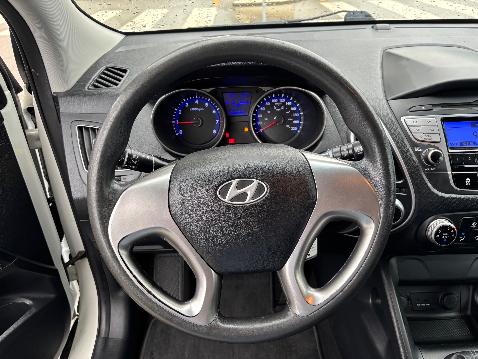 /canwestautoinc/2012-Hyundai-Tucson-38438105802395506.jpg