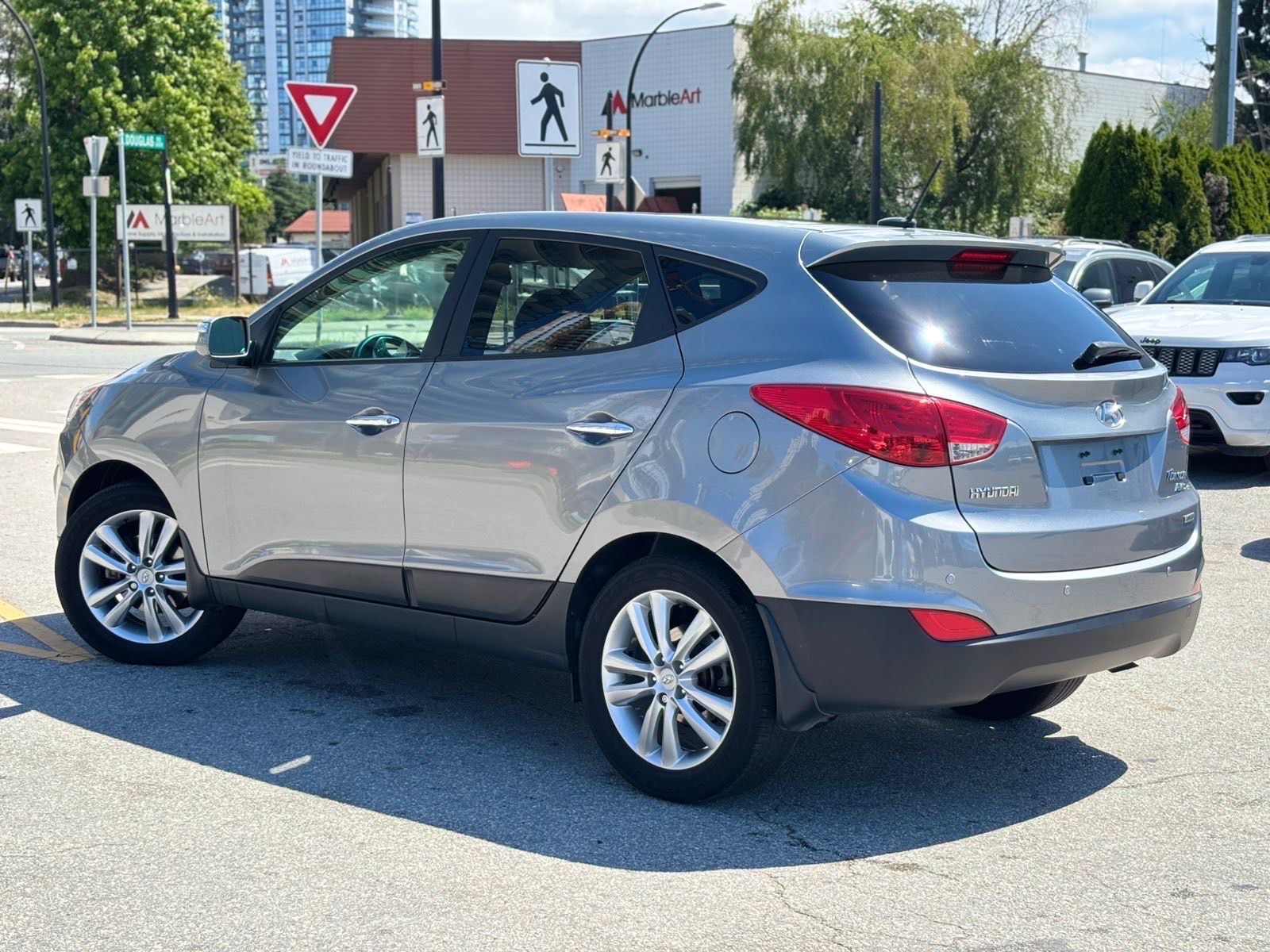 /canwestautoinc/2012-Hyundai-Tucson-5429617081023645.jpg