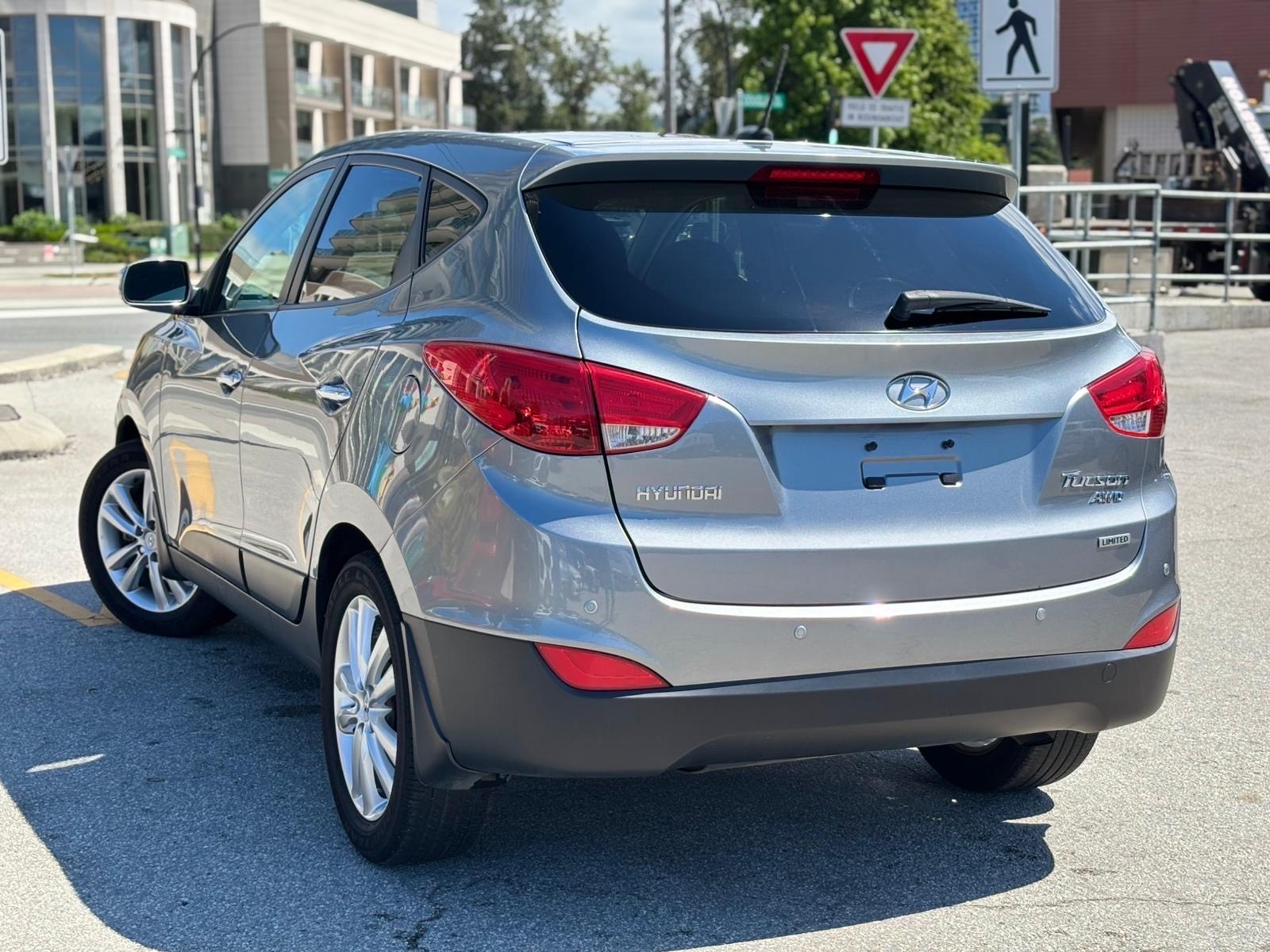 /canwestautoinc/2012-Hyundai-Tucson-9502634167682149.jpg