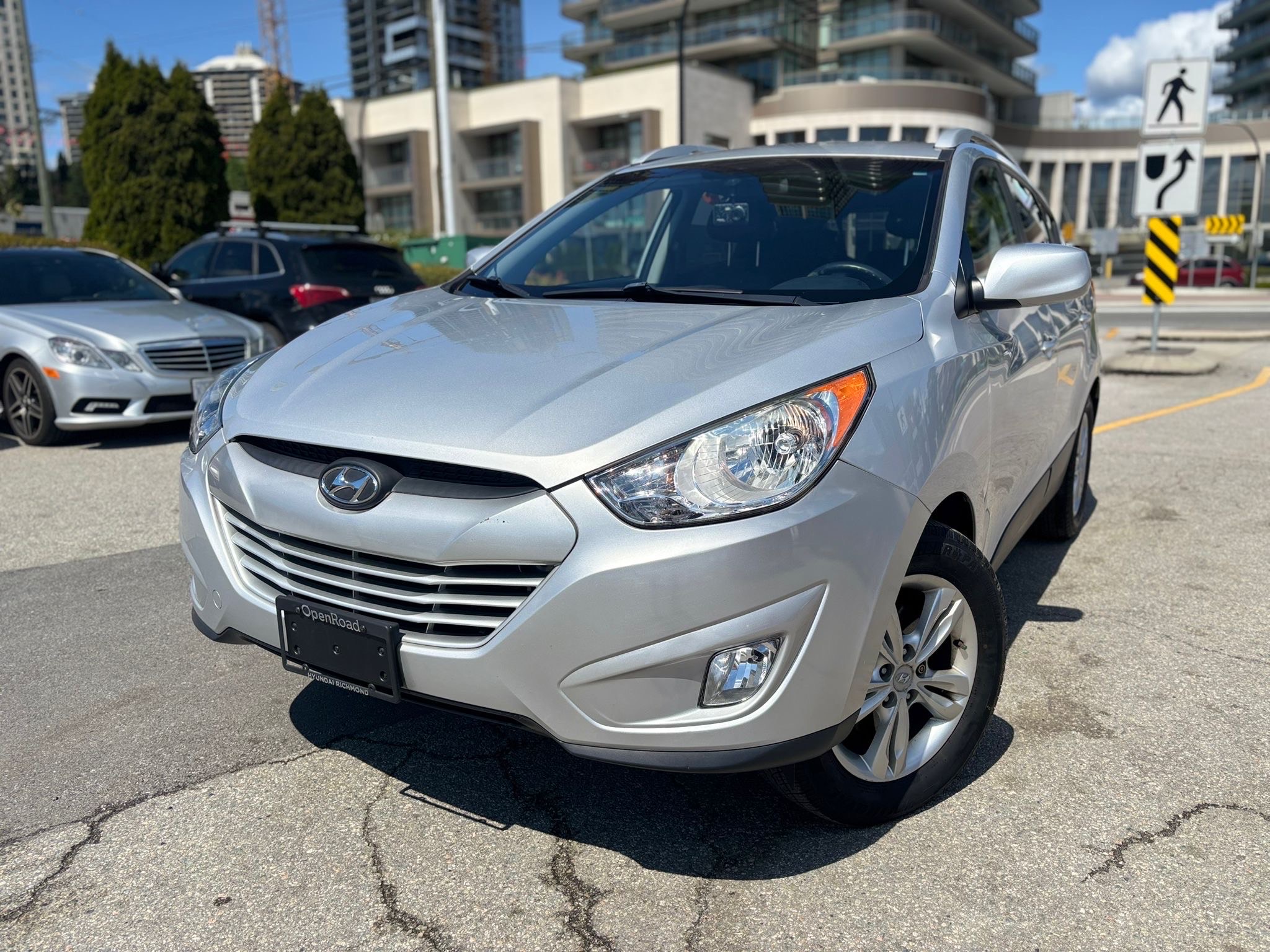 /canwestautoinc/2012-Hyundai-Tucson-9939585215119755.jpg