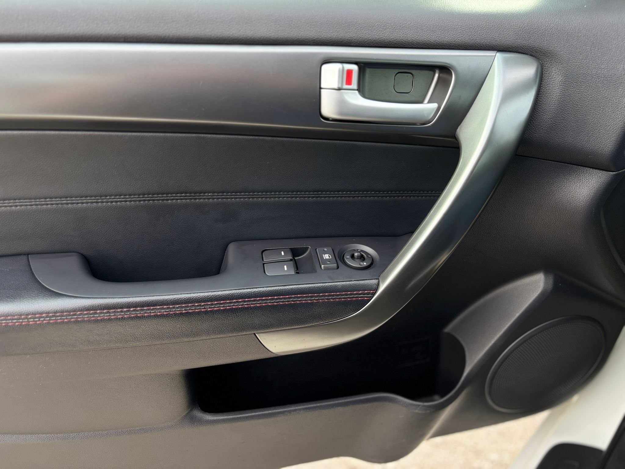 /canwestautoinc/2012-Kia-ForteKoup-0010634107826679173.jpg