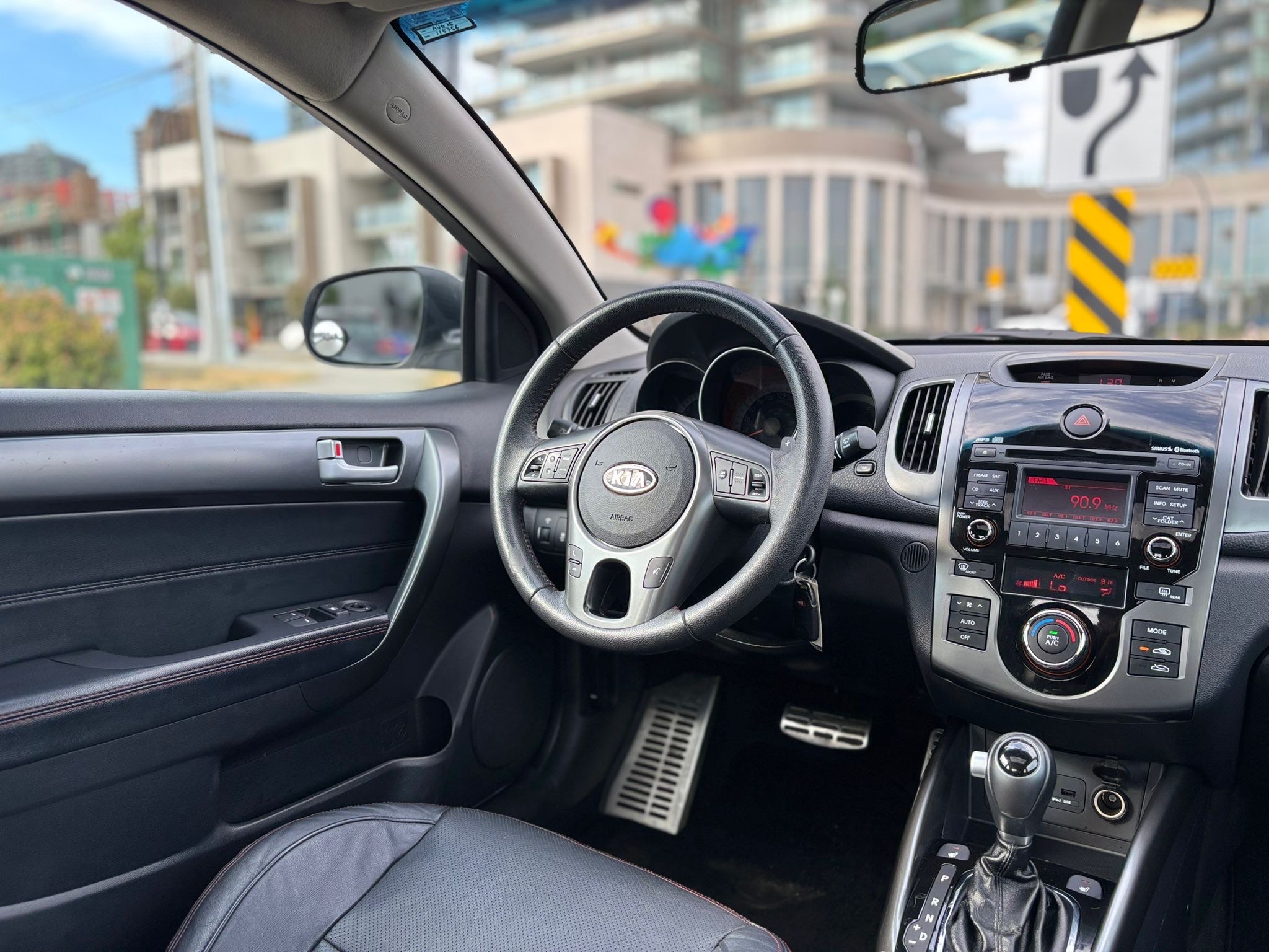 /canwestautoinc/2012-Kia-ForteKoup-9837330283758636.jpg