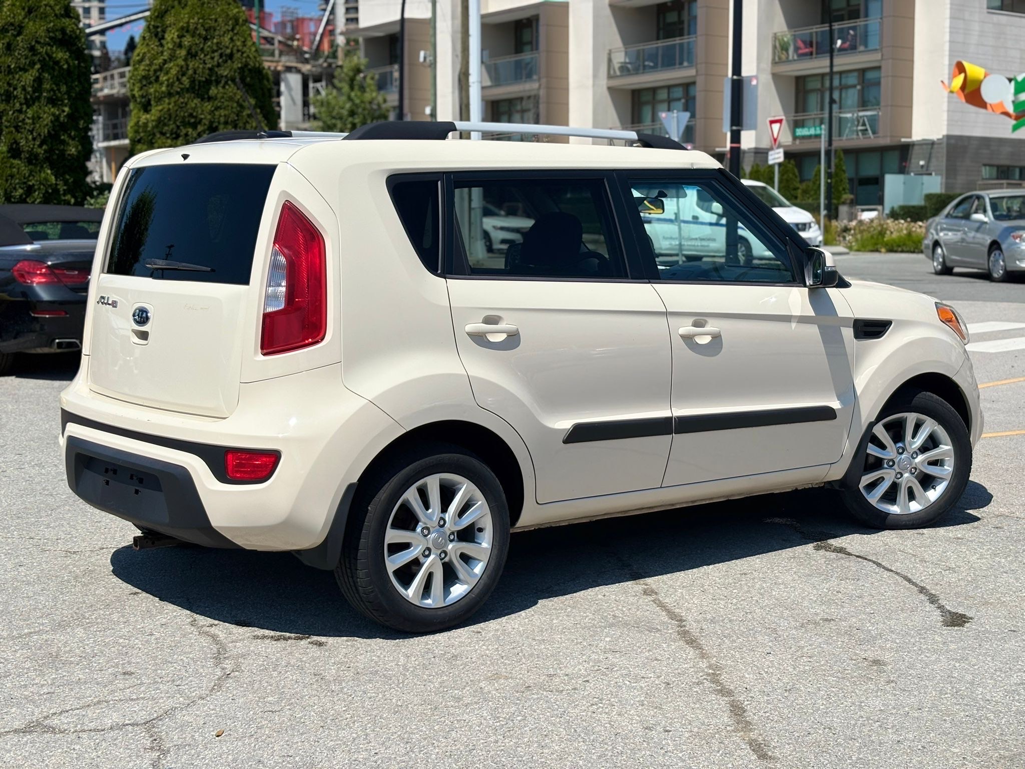 /canwestautoinc/2012-Kia-Soul-16365805751101492.jpg