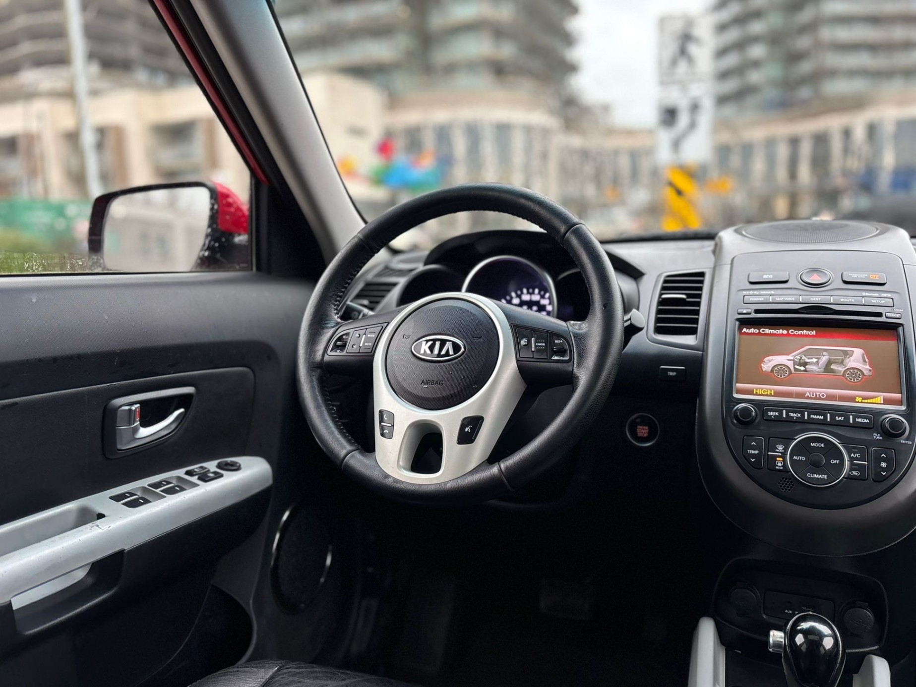 /canwestautoinc/2012-Kia-Soul-2118389795005824.jpg