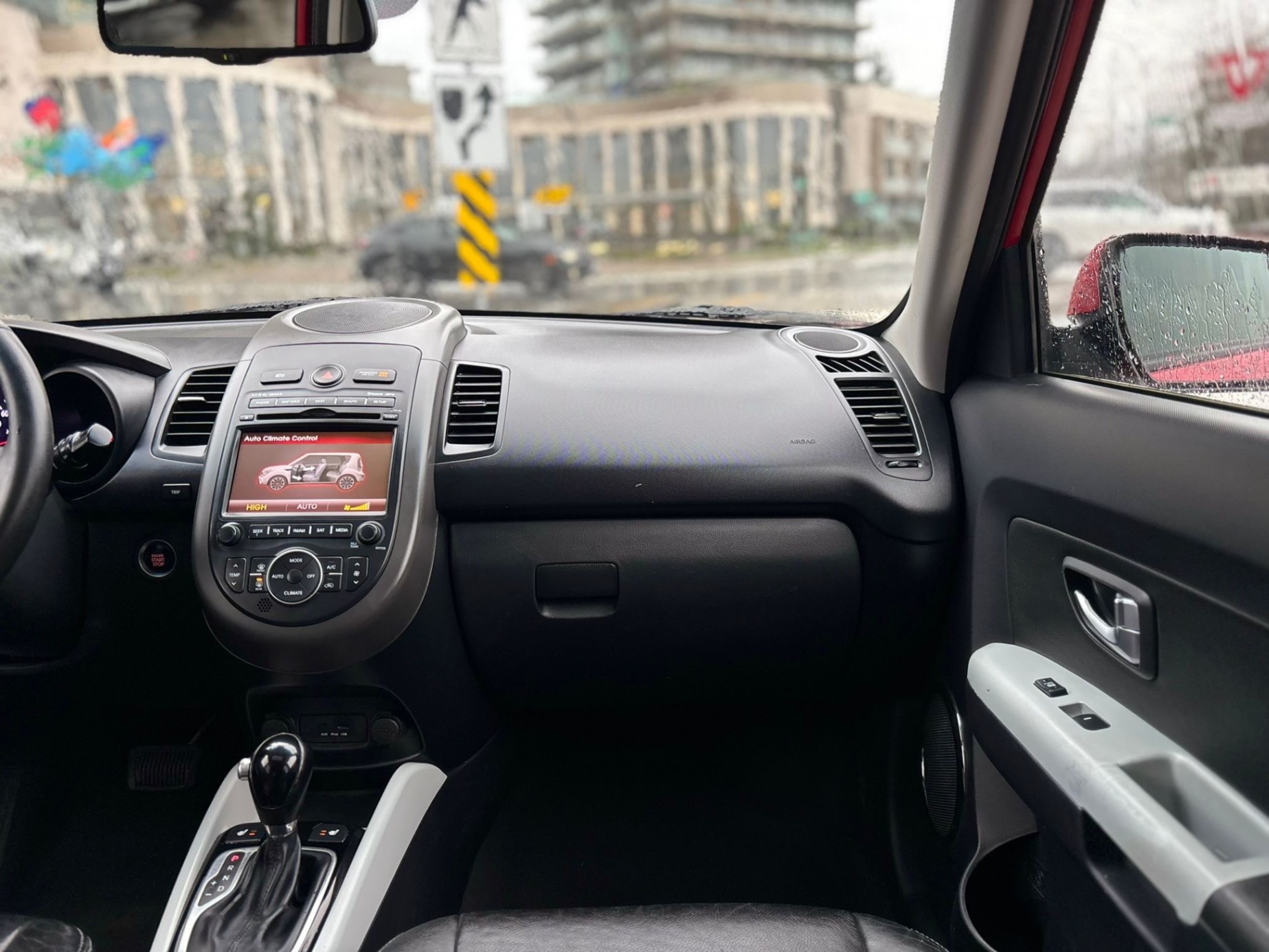 /canwestautoinc/2012-Kia-Soul-989231342912565.jpg