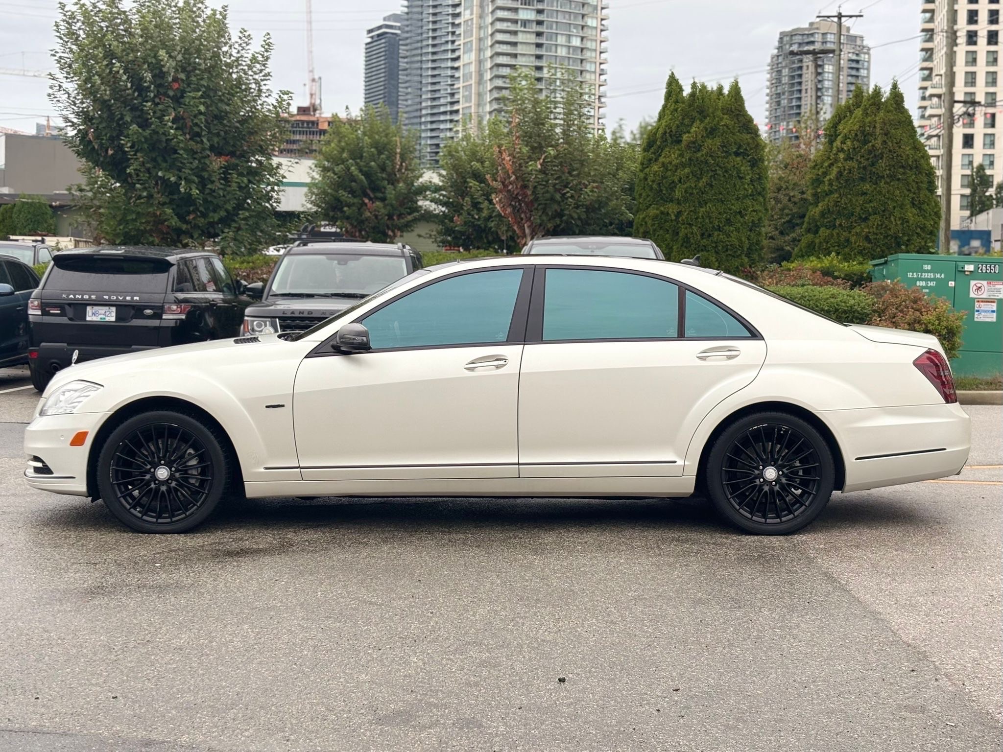 /canwestautoinc/2012-Mercedes-Benz-S-Class-033673509634507104.jpg