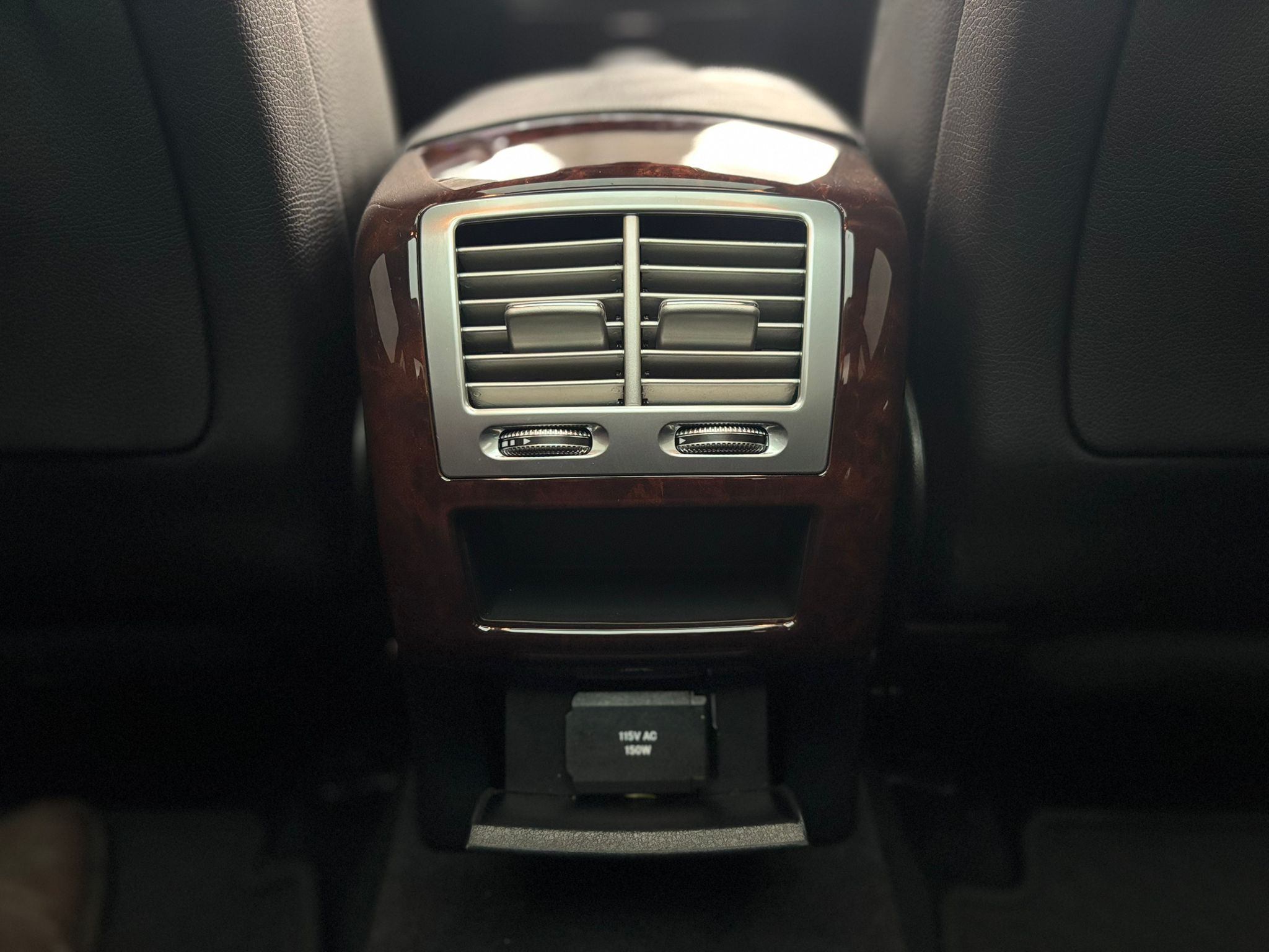 /canwestautoinc/2012-Mercedes-Benz-S-Class-04510645583710926.jpg