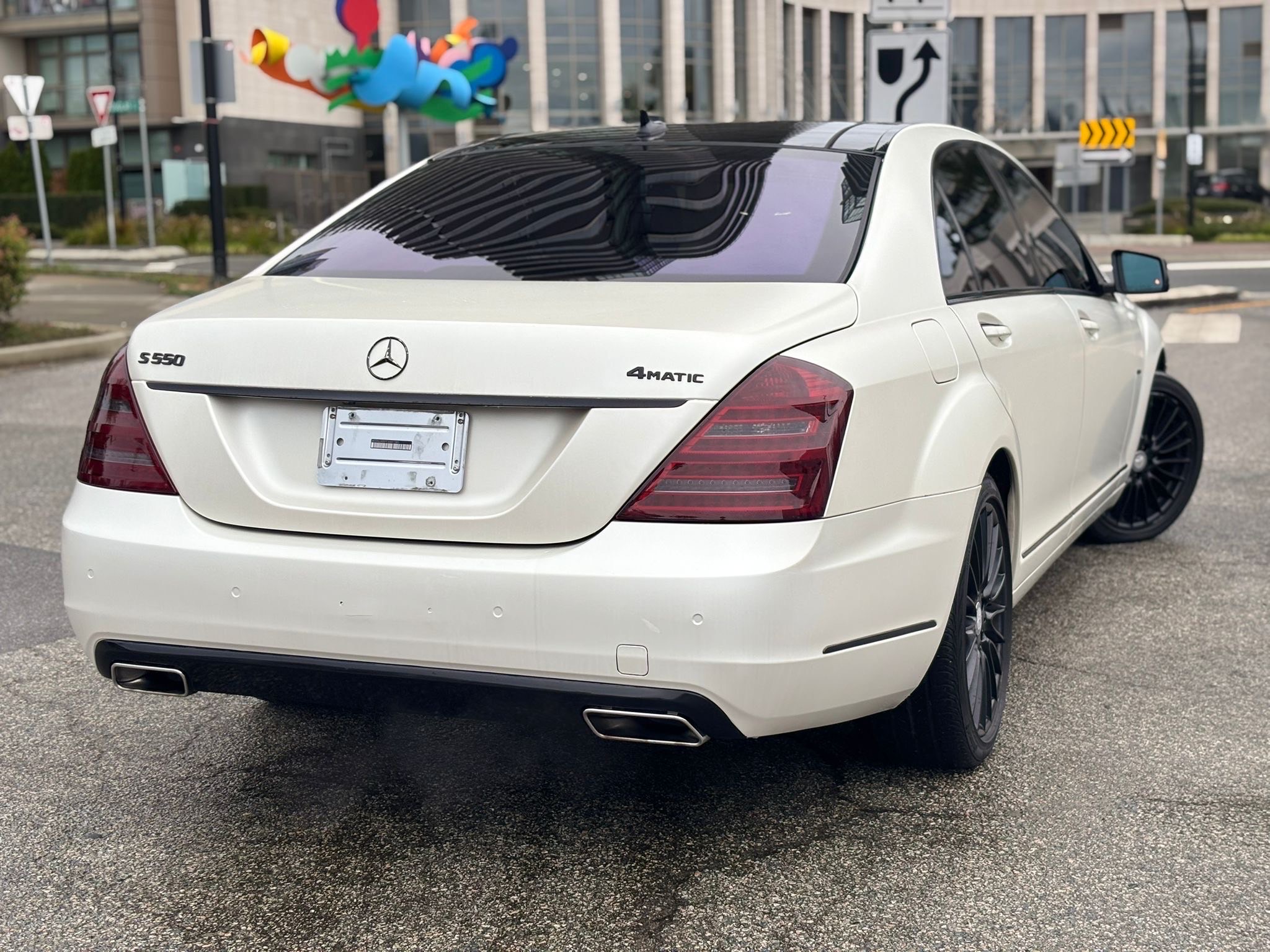 /canwestautoinc/2012-Mercedes-Benz-S-Class-7043115120572199.jpg