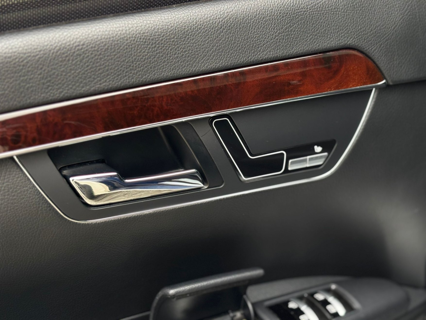 /canwestautoinc/2012-Mercedes-Benz-S-Class-9493282551712634.jpg