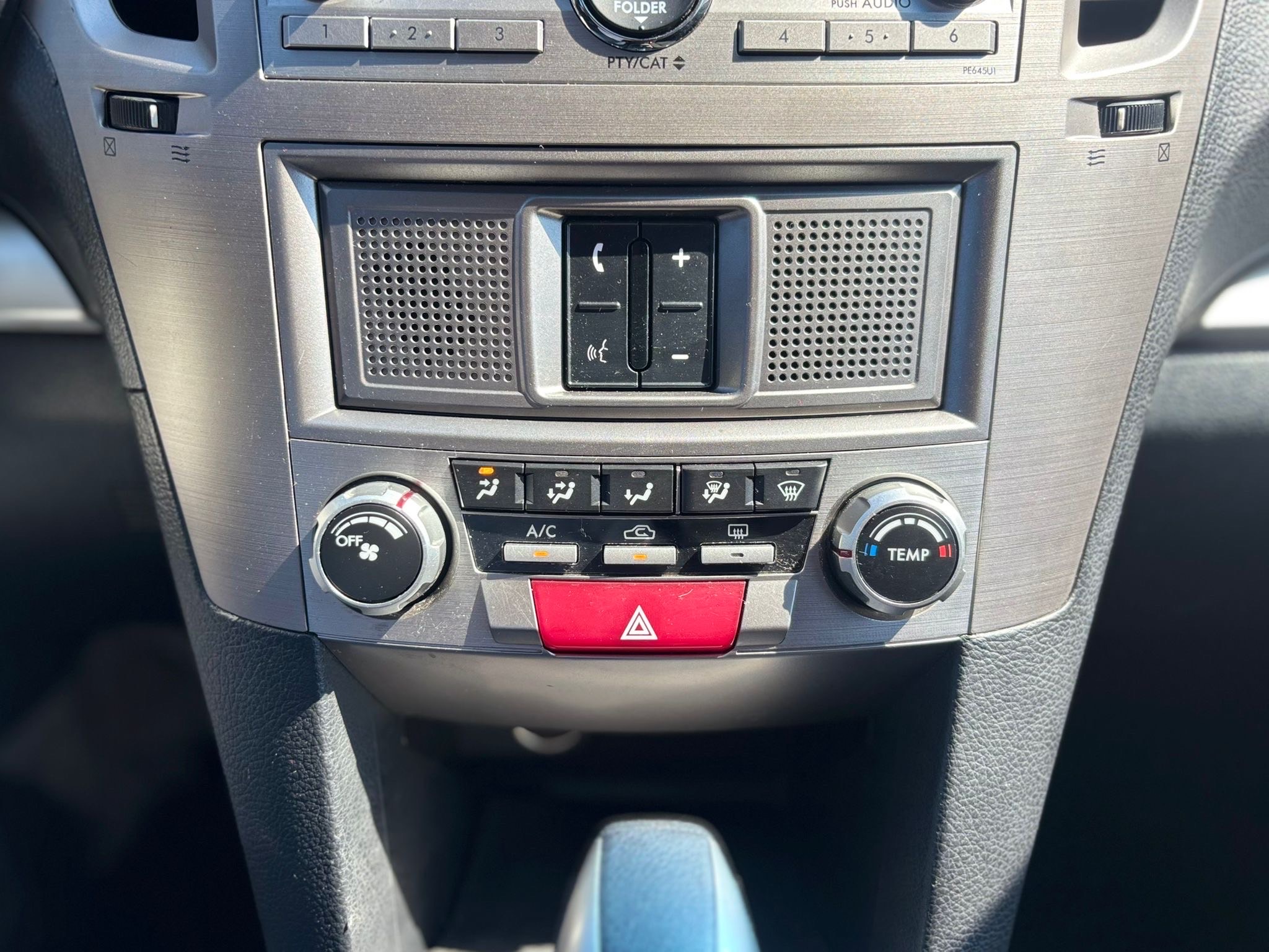 /canwestautoinc/2012-Subaru-Outback-2774462747666677.jpg