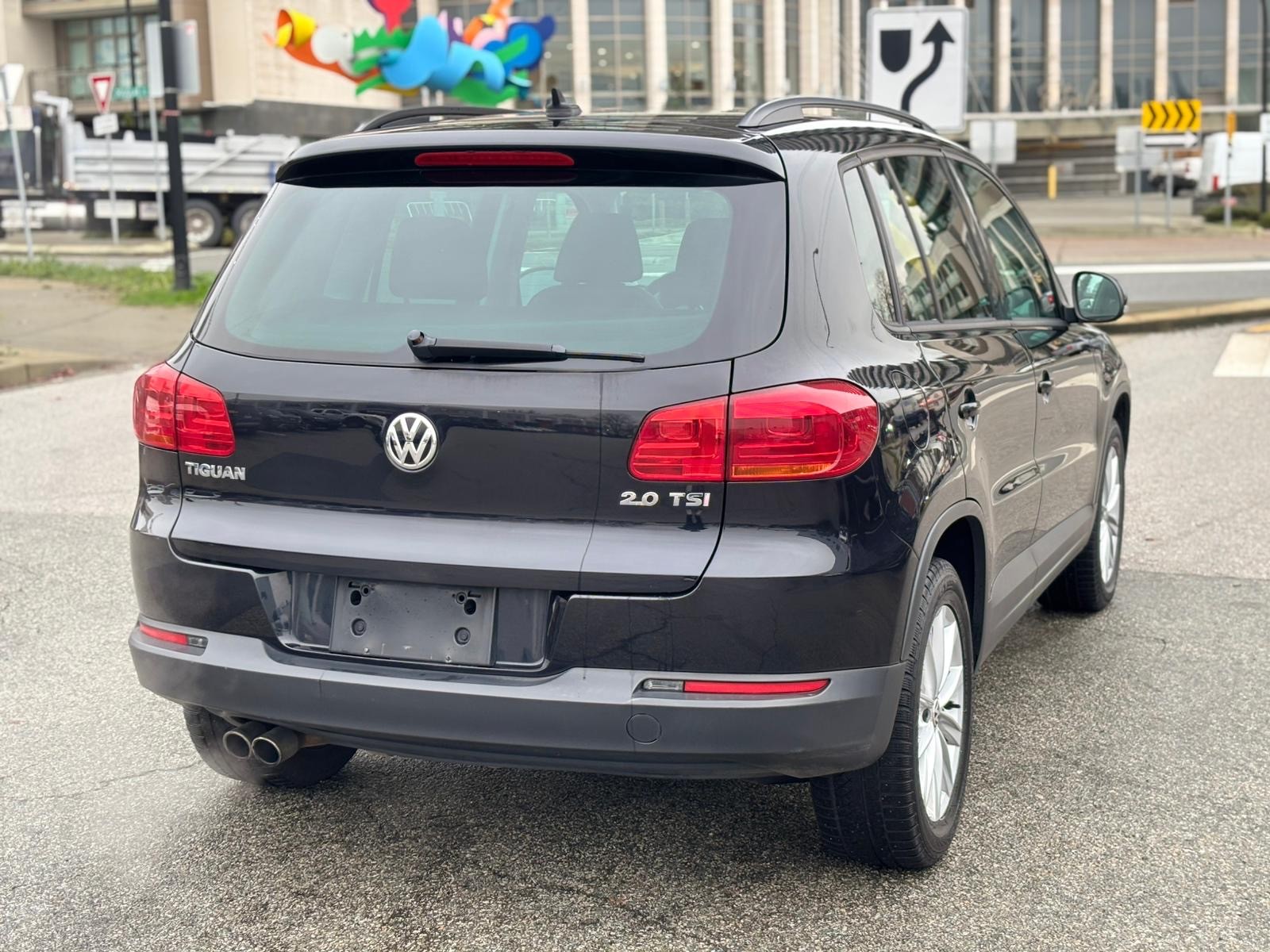 /canwestautoinc/2012-Volkswagen-Tiguan-2082484045194415.jpg