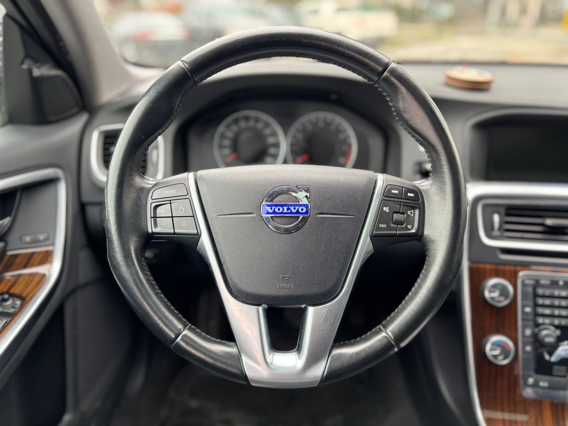 /canwestautoinc/2012-Volvo-S60-12849455293981693.jpg