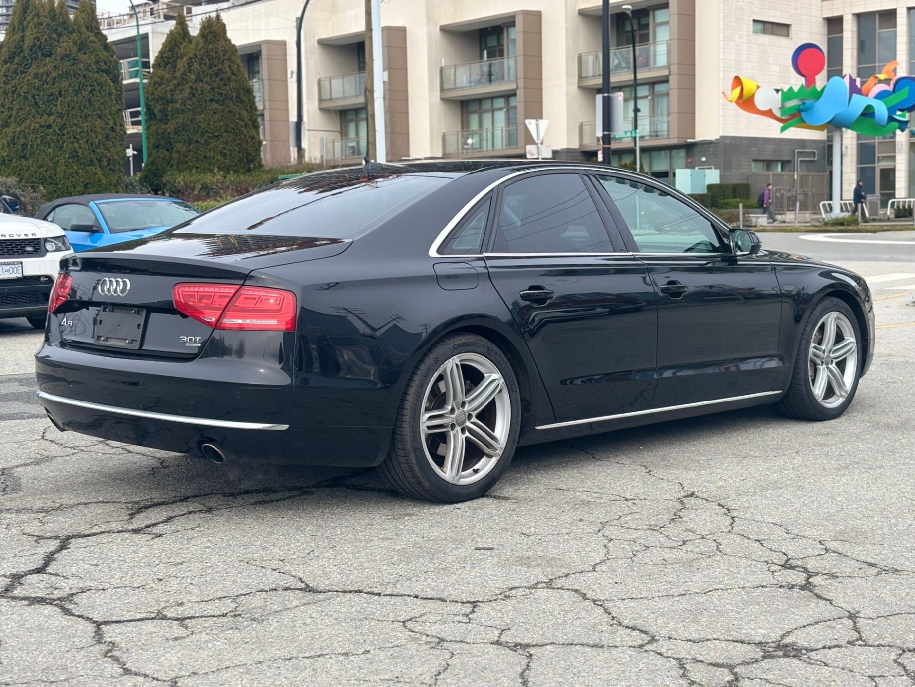 /canwestautoinc/2013-Audi-A8-04954186072580913.jpg
