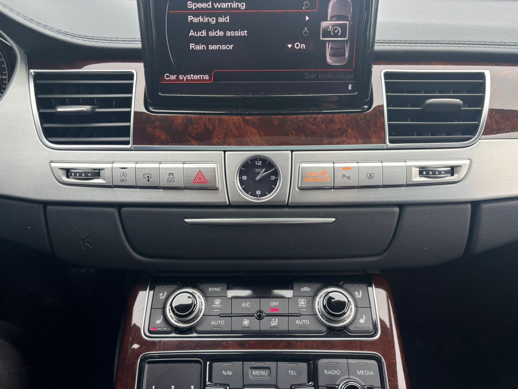 /canwestautoinc/2013-Audi-A8-5070562217015742.jpg