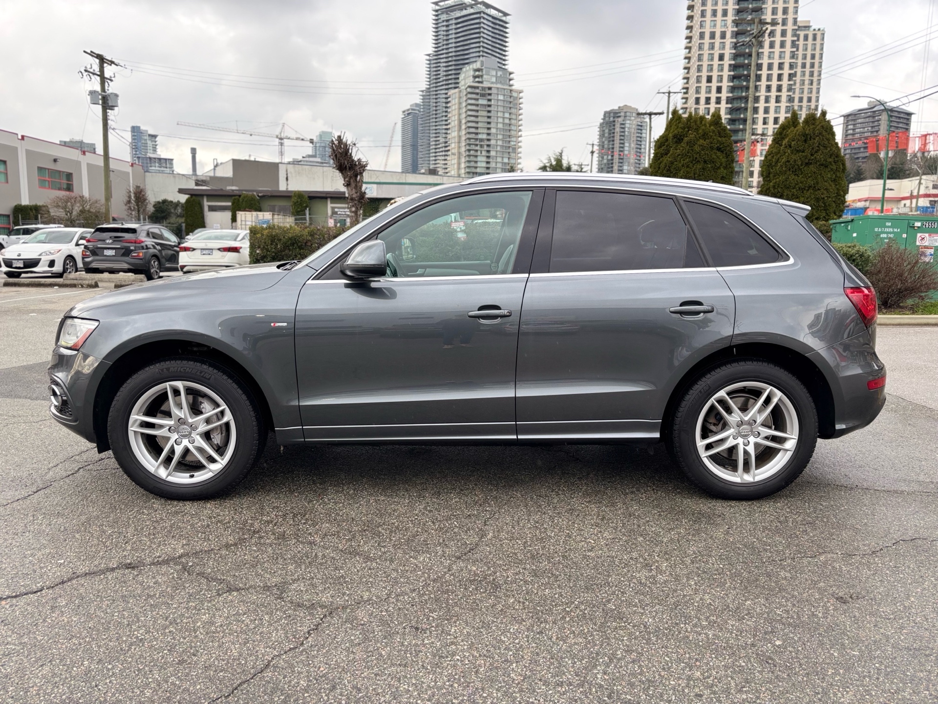 /canwestautoinc/2013-Audi-Q5-21354659179177338.jpg