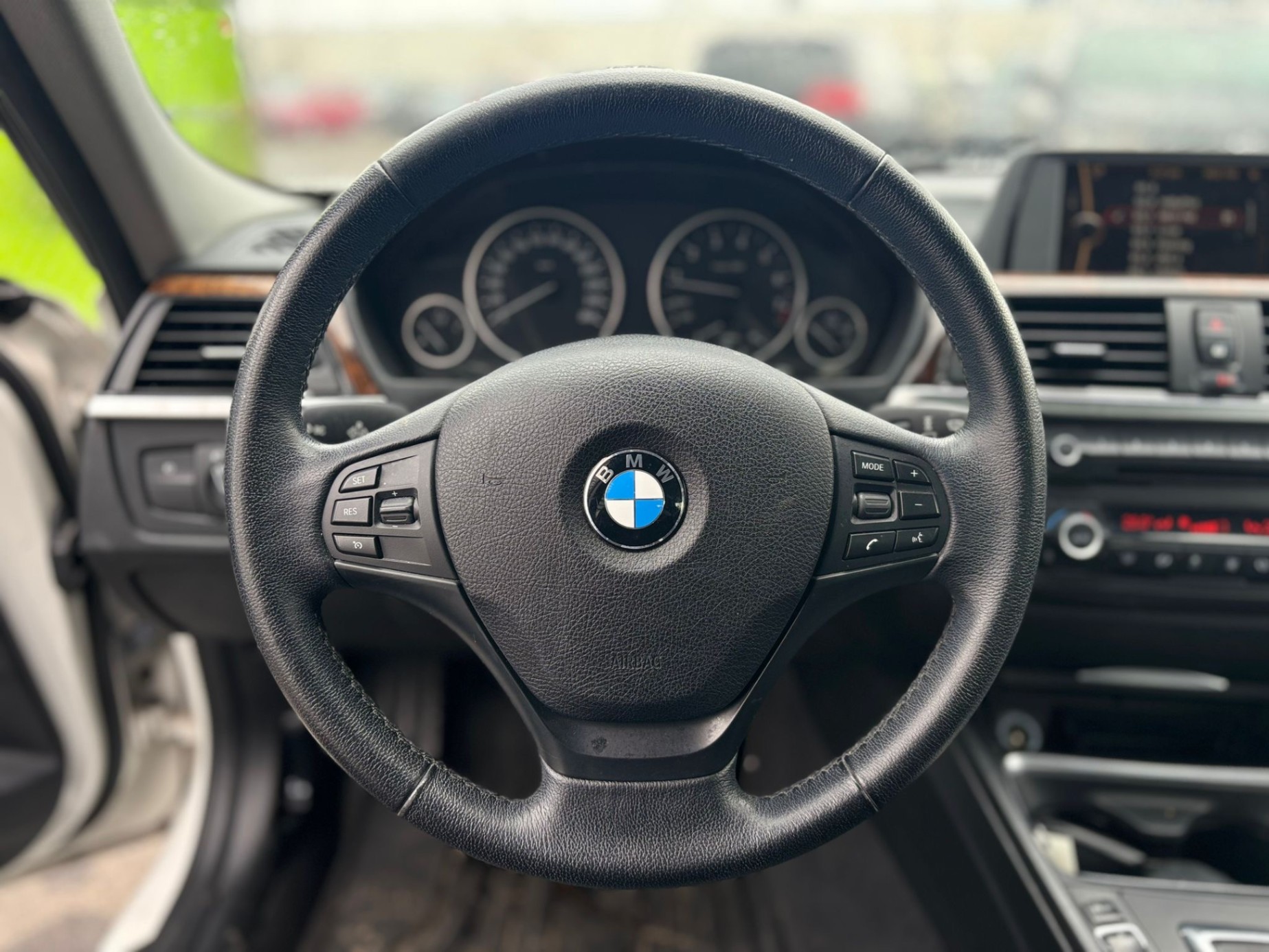 /canwestautoinc/2013-BMW-3-Series-35041486769021346.jpg