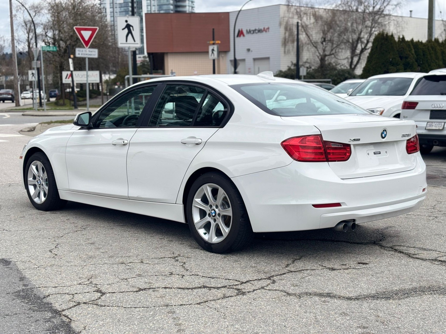 /canwestautoinc/2013-BMW-3-Series-3942869657817105.jpg