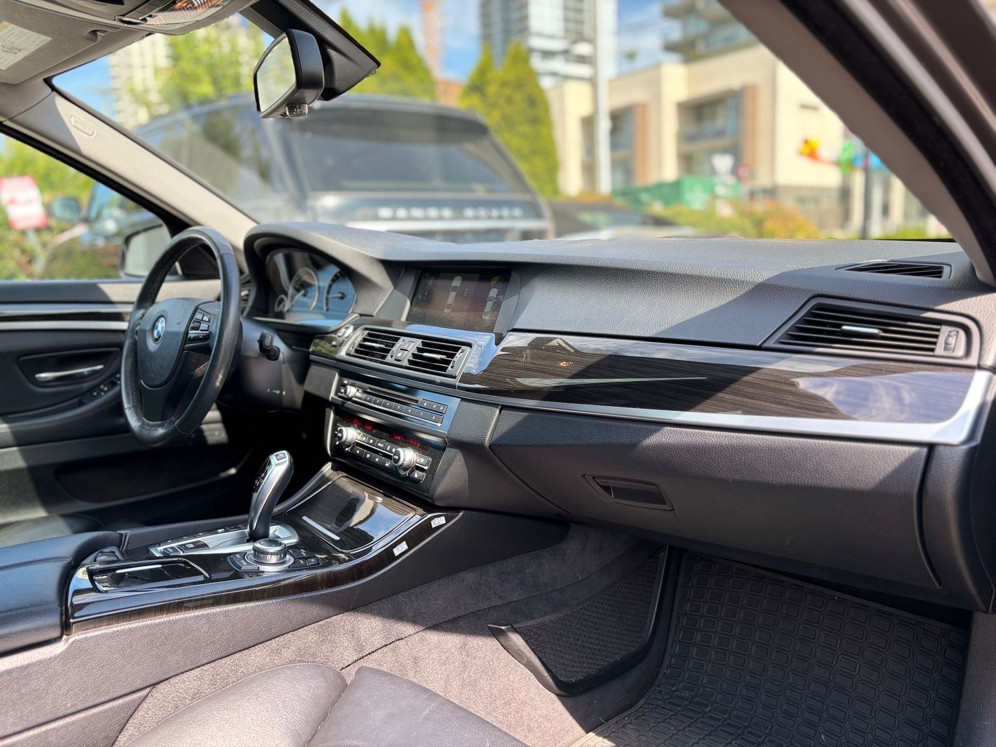 /canwestautoinc/2013-BMW-5Series-13247206077031914.jpg