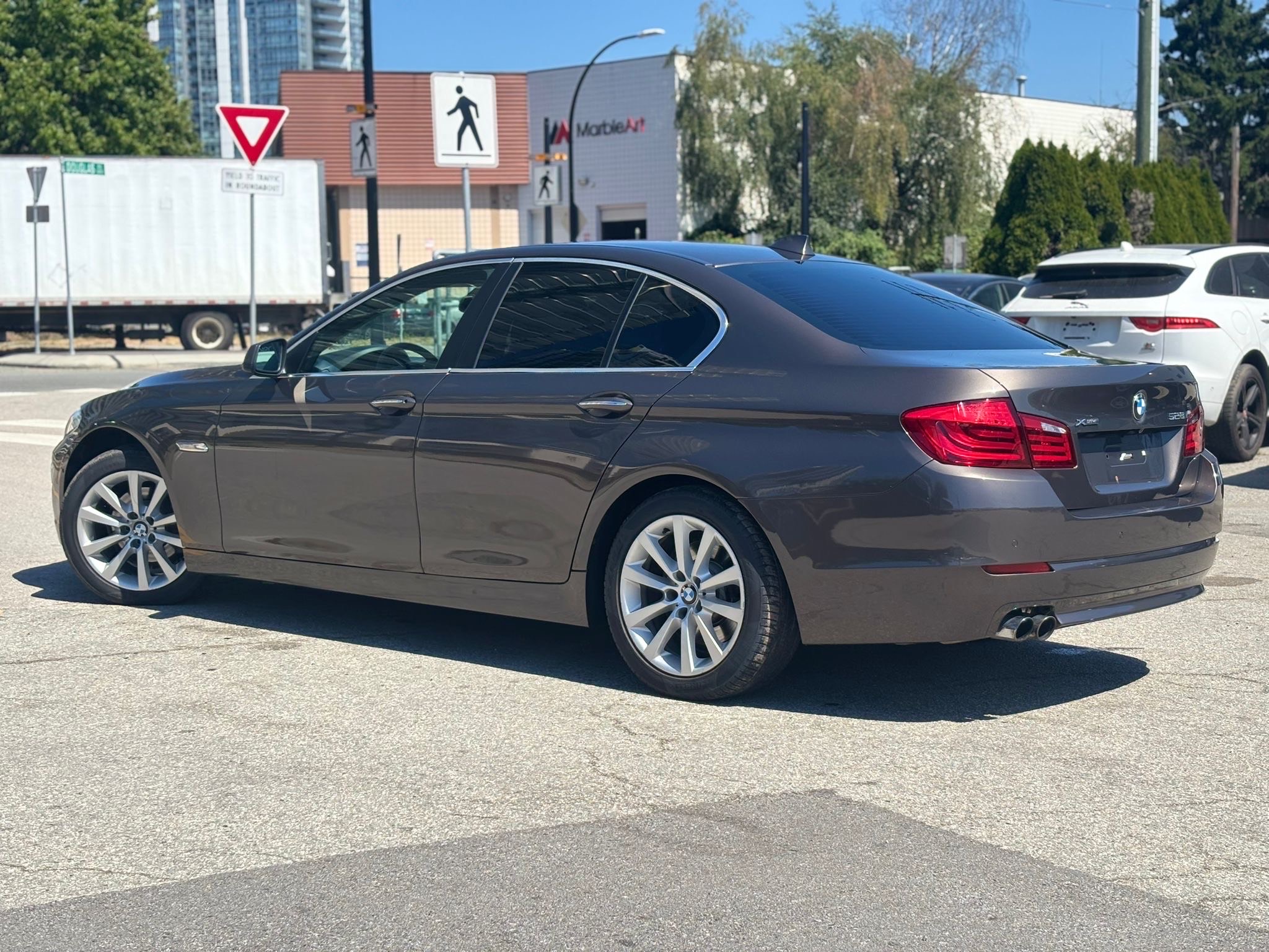 /canwestautoinc/2013-BMW-5Series-17948865661569702.jpg