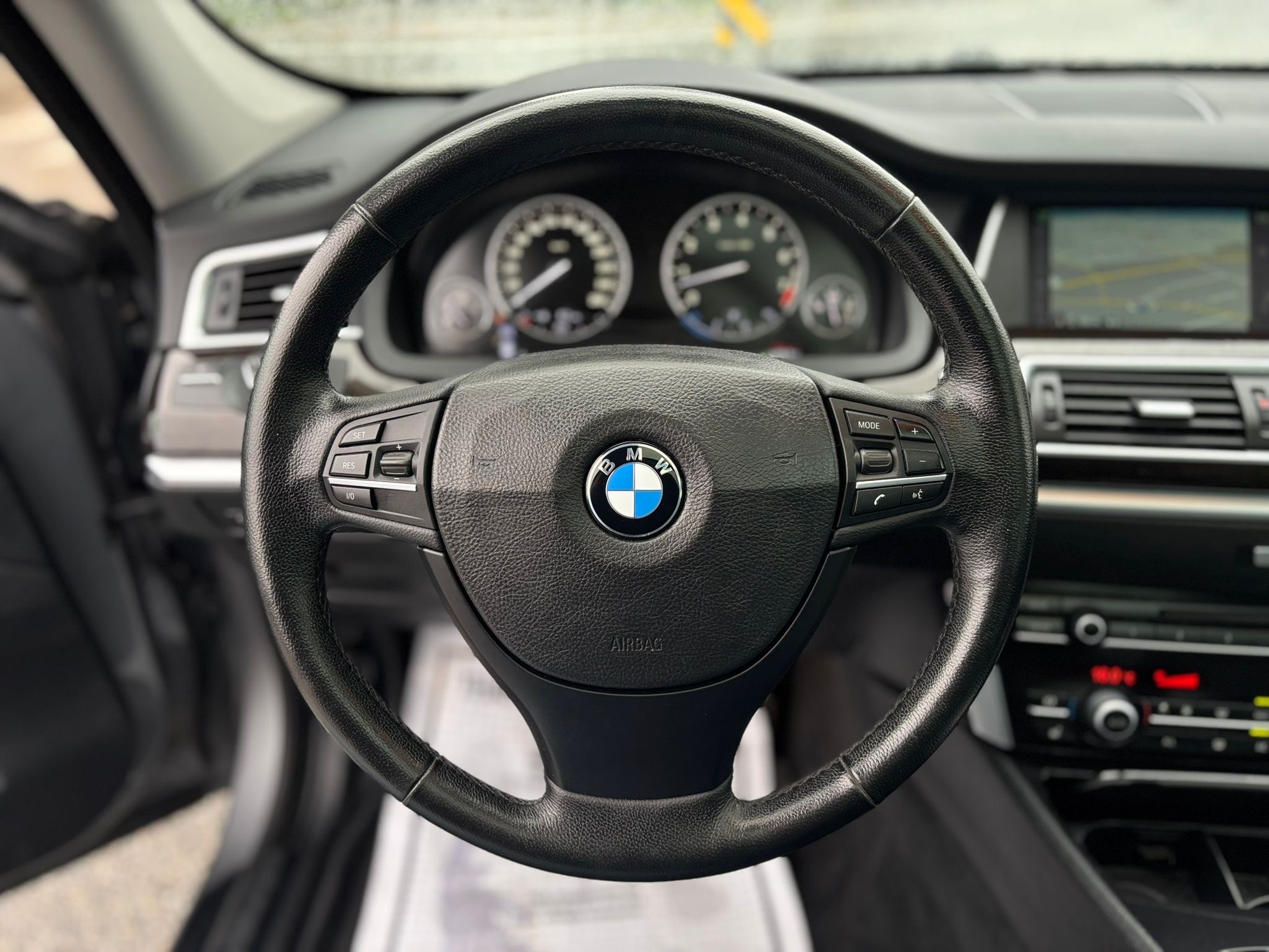 /canwestautoinc/2013-BMW-5Series-3820285393902245.jpg