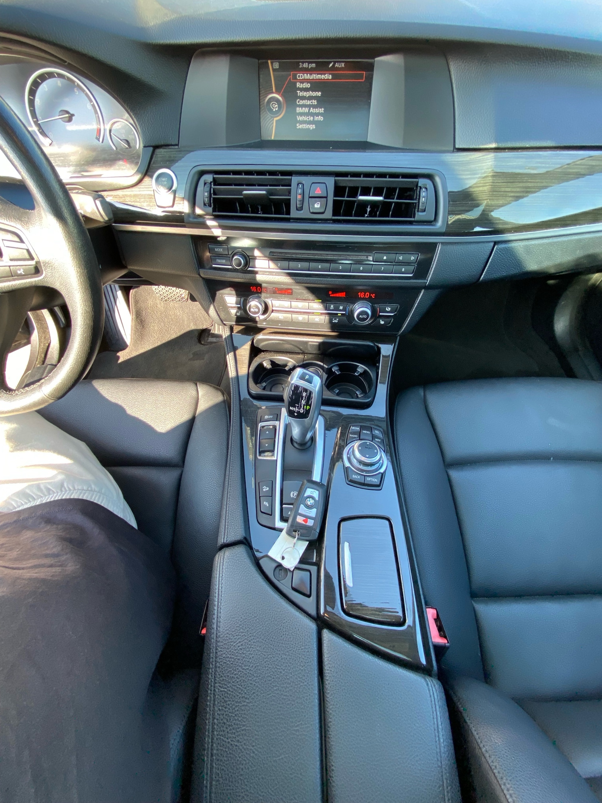 /canwestautoinc/2013-BMW-5Series-5627785352470012.jpg