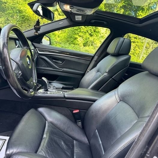/canwestautoinc/2013-BMW-5Series-578334874881488.jpg