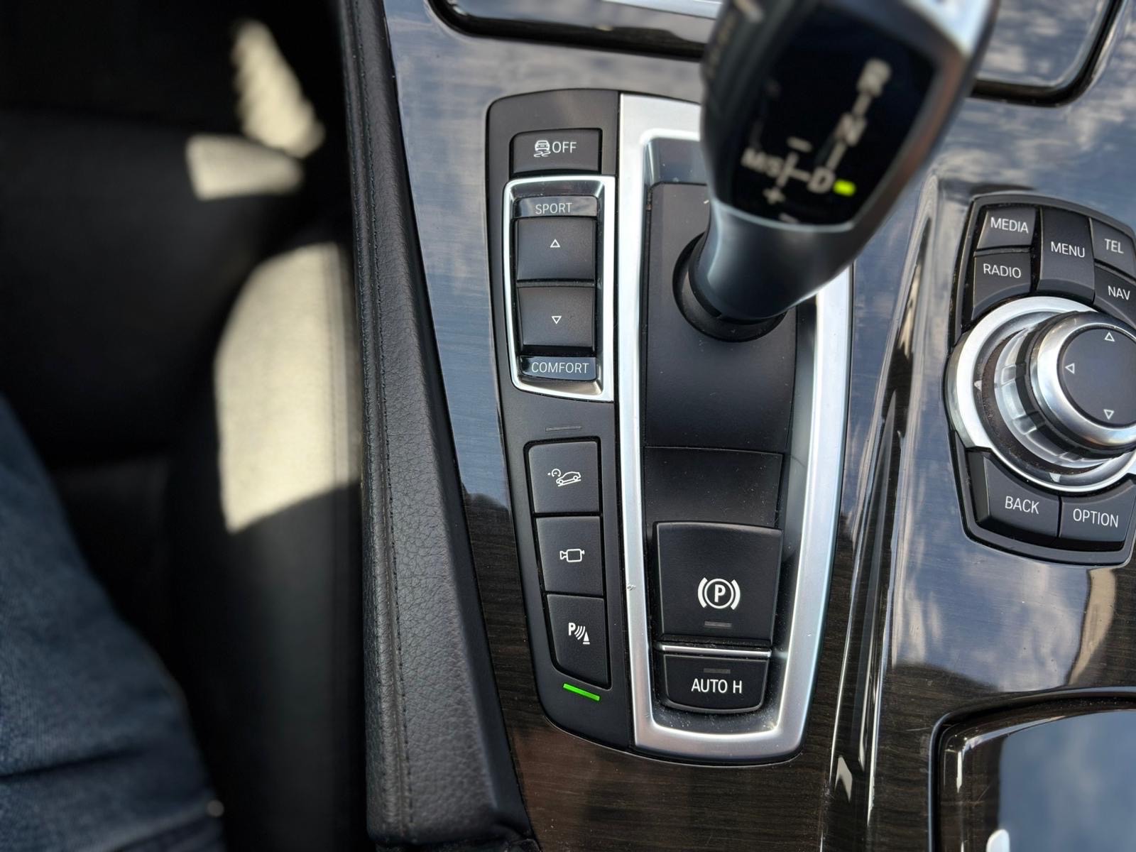 /canwestautoinc/2013-BMW-5Series-5790695340366123.jpg