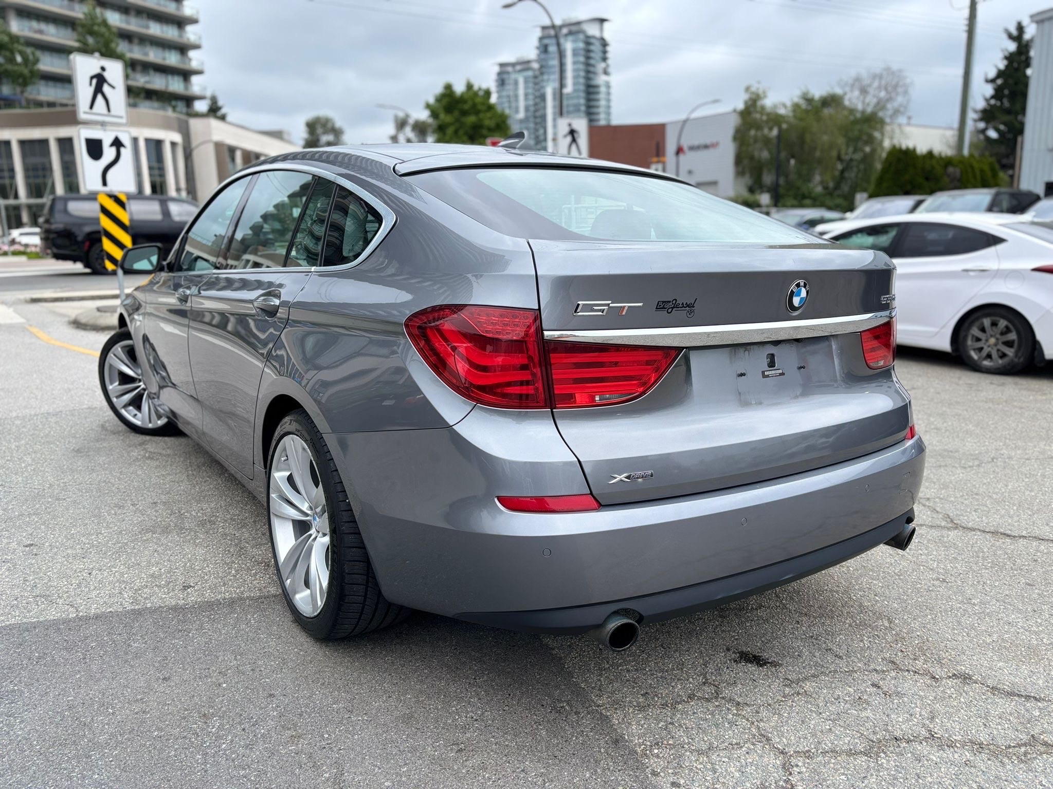 /canwestautoinc/2013-BMW-5Series-8301691313055157.jpg