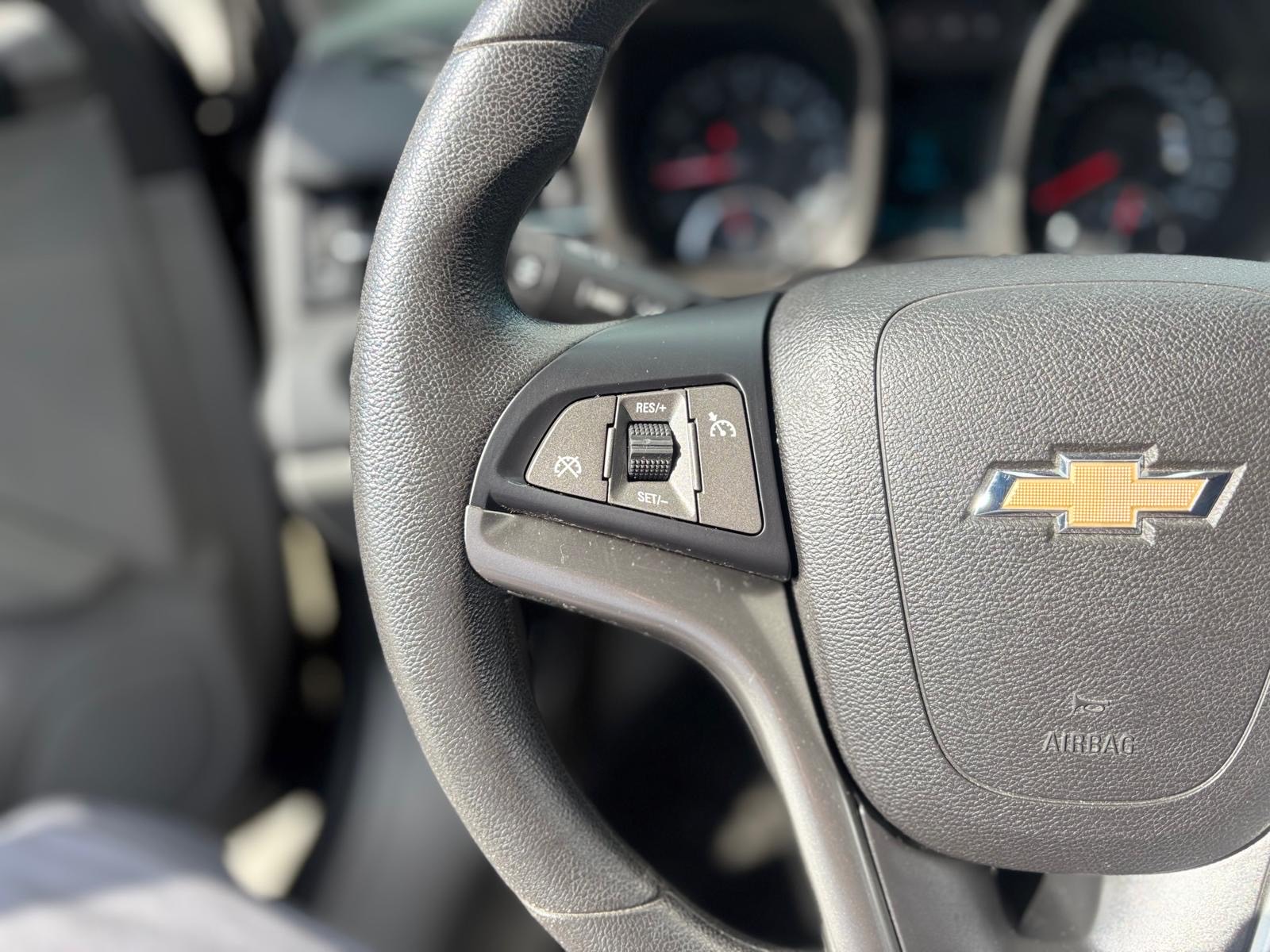 /canwestautoinc/2013-Chevrolet-Malibu-560192121725023.jpg