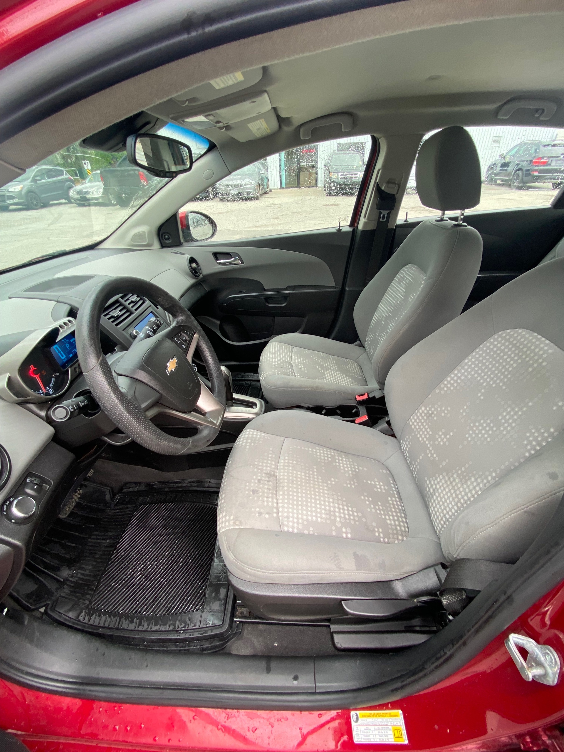 /canwestautoinc/2013-Chevrolet-Sonic-0031877400137159118.jpg