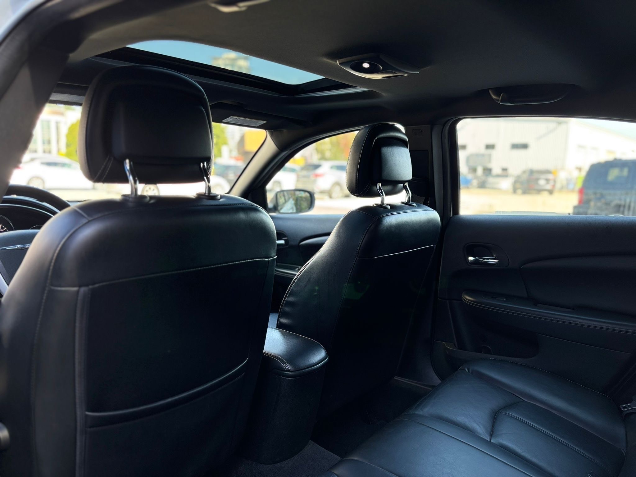 /canwestautoinc/2013-Chrysler-200-027624556095351194.jpg