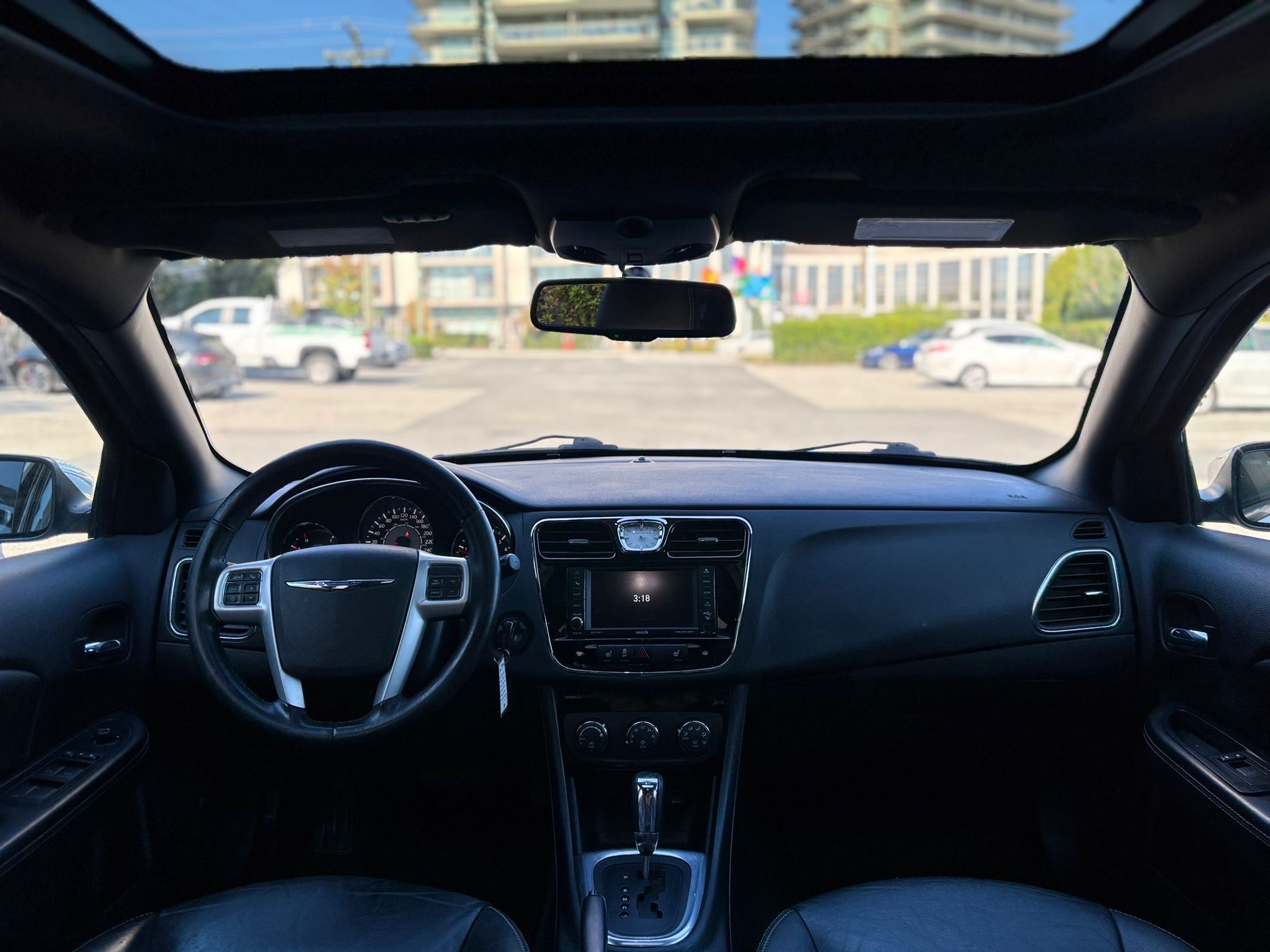/canwestautoinc/2013-Chrysler-200-5119159508132565.jpg