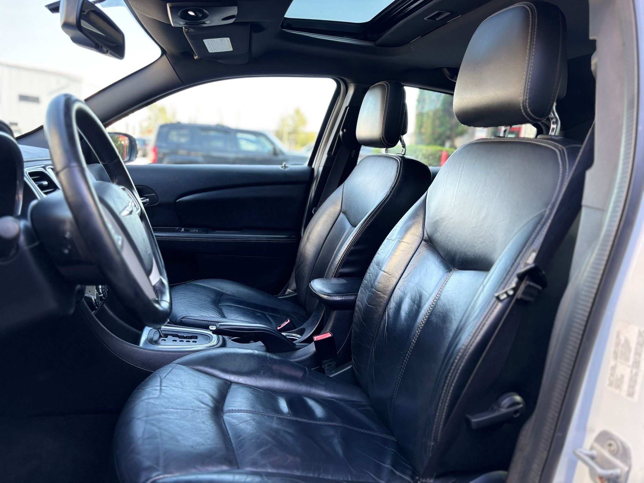 /canwestautoinc/2013-Chrysler-200-9433393823095564.jpg