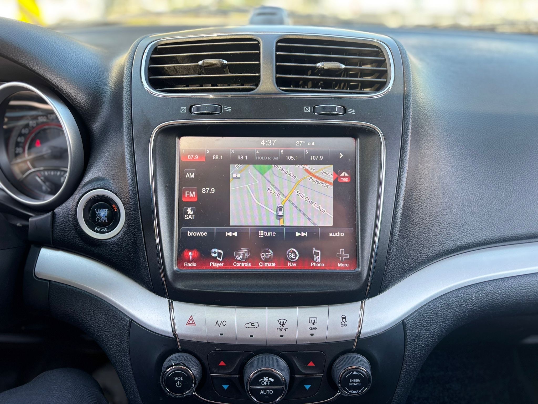 /canwestautoinc/2013-Dodge-Journey-8712425699015811.jpg