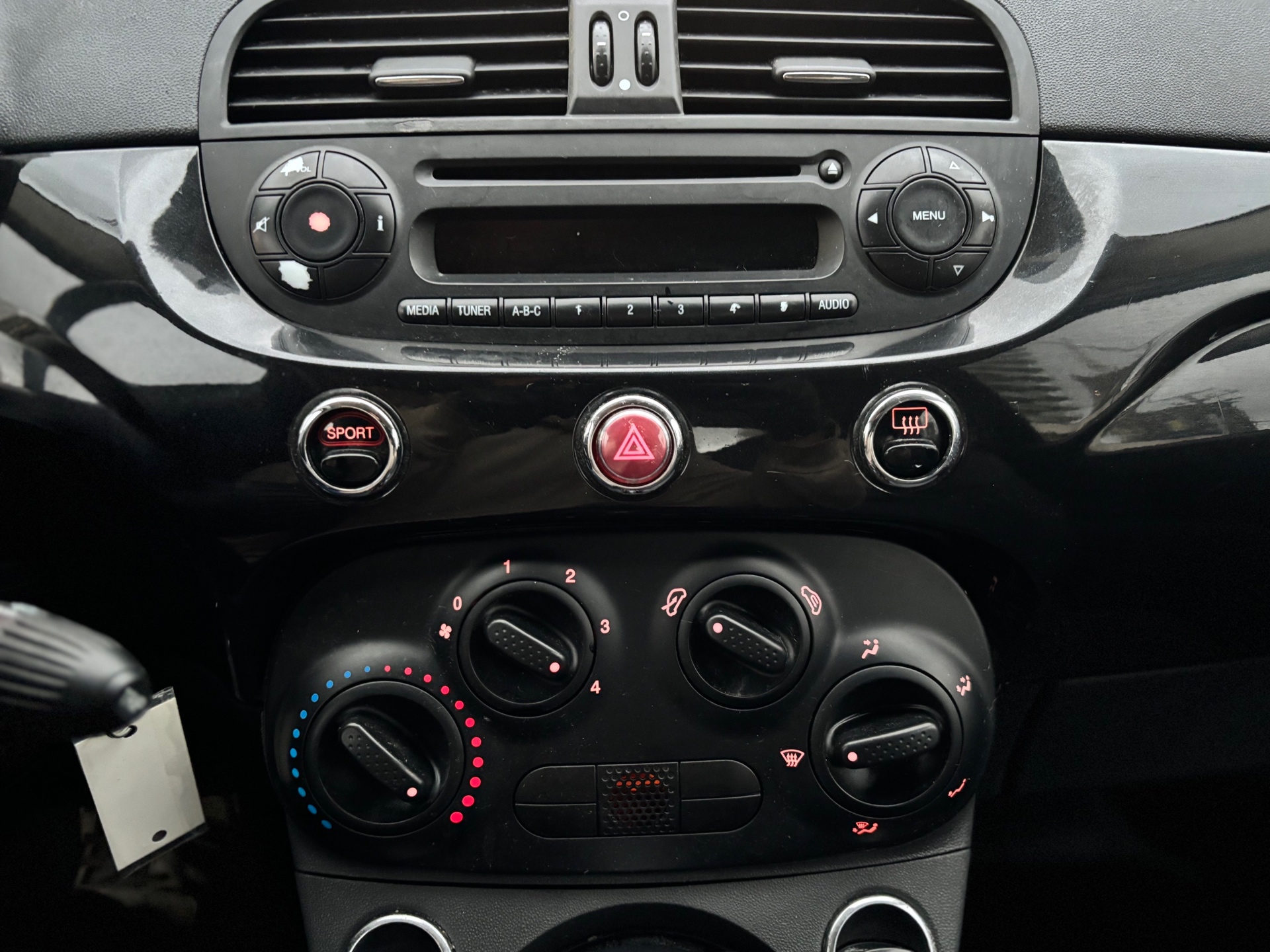 /canwestautoinc/2013-FIAT-500-6265829671987293.jpg
