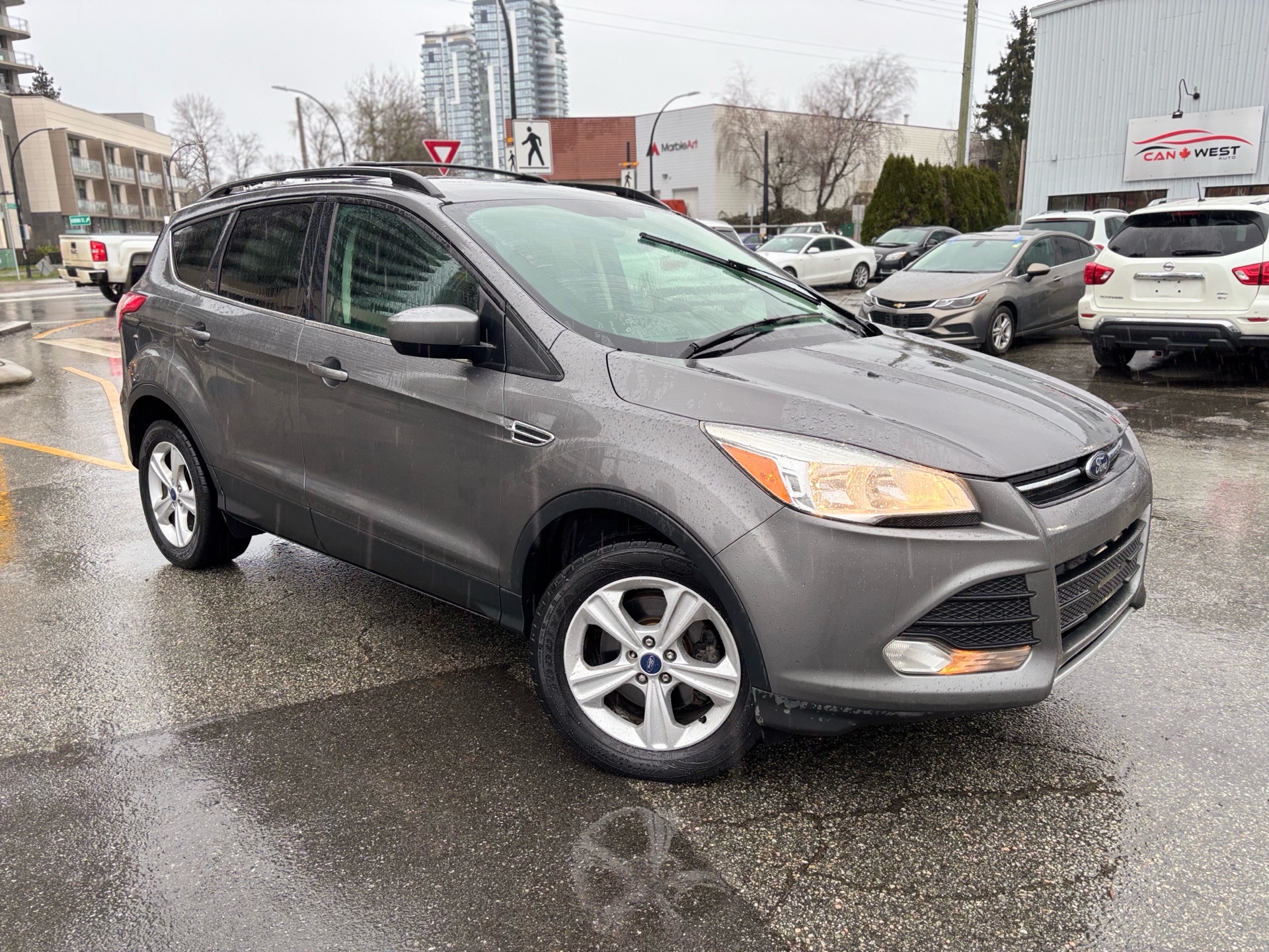 /canwestautoinc/2013-Ford-Escape-1453312084560463.jpg