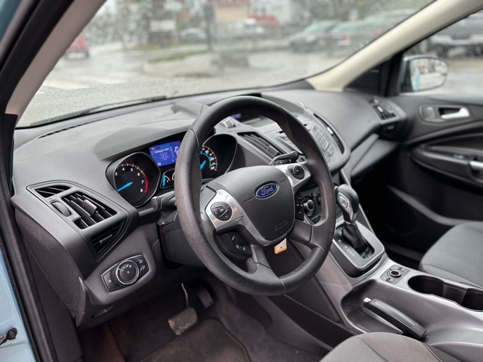 /canwestautoinc/2013-Ford-Escape-23393384907984105.jpg